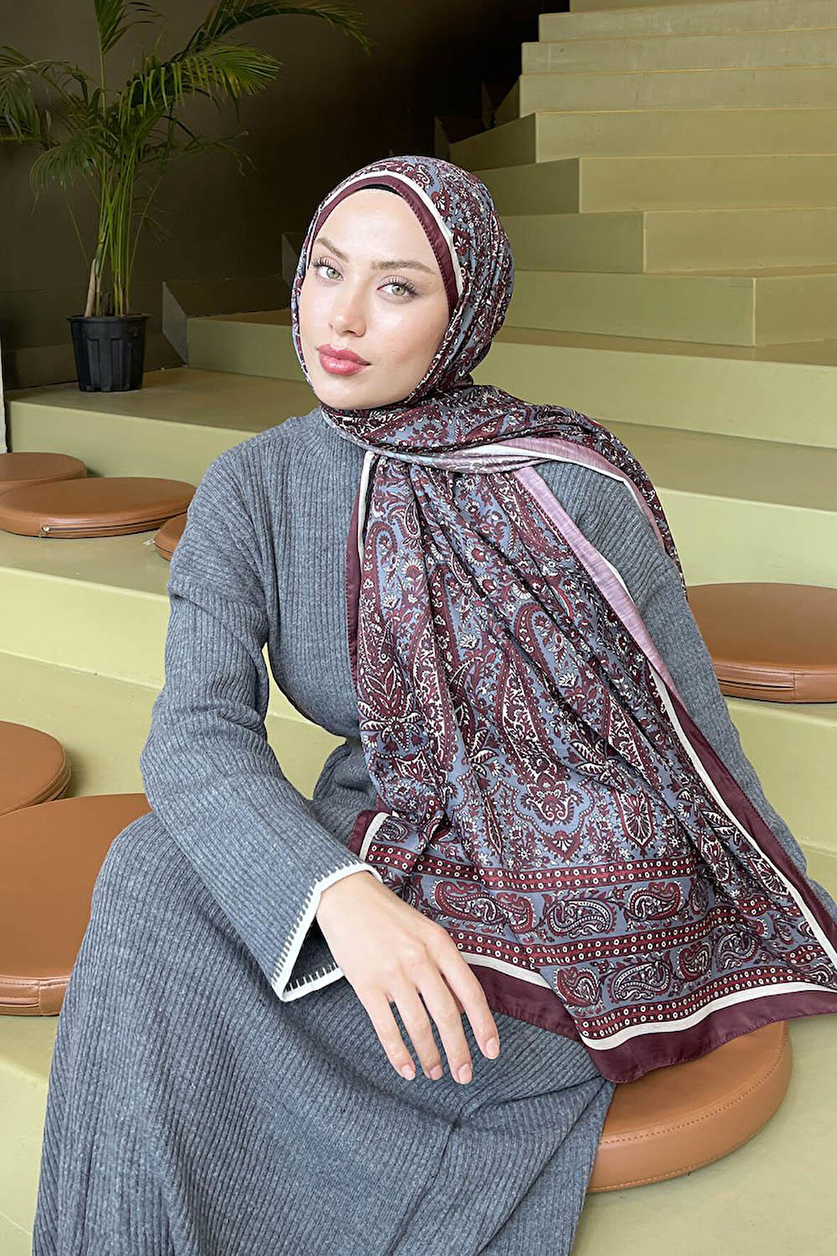 Retro Desenli Soft Şal Bordo