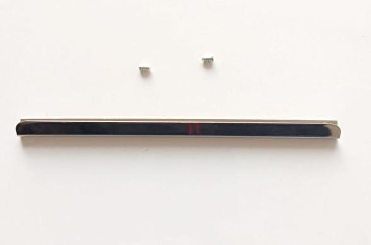 15 cm Gümüş renk kapak aparatı
