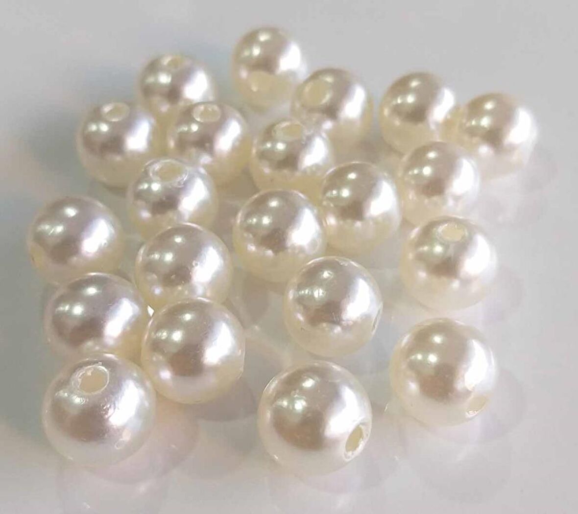 Delikli İnci 12 mm Beyaz Renk 10 Adet