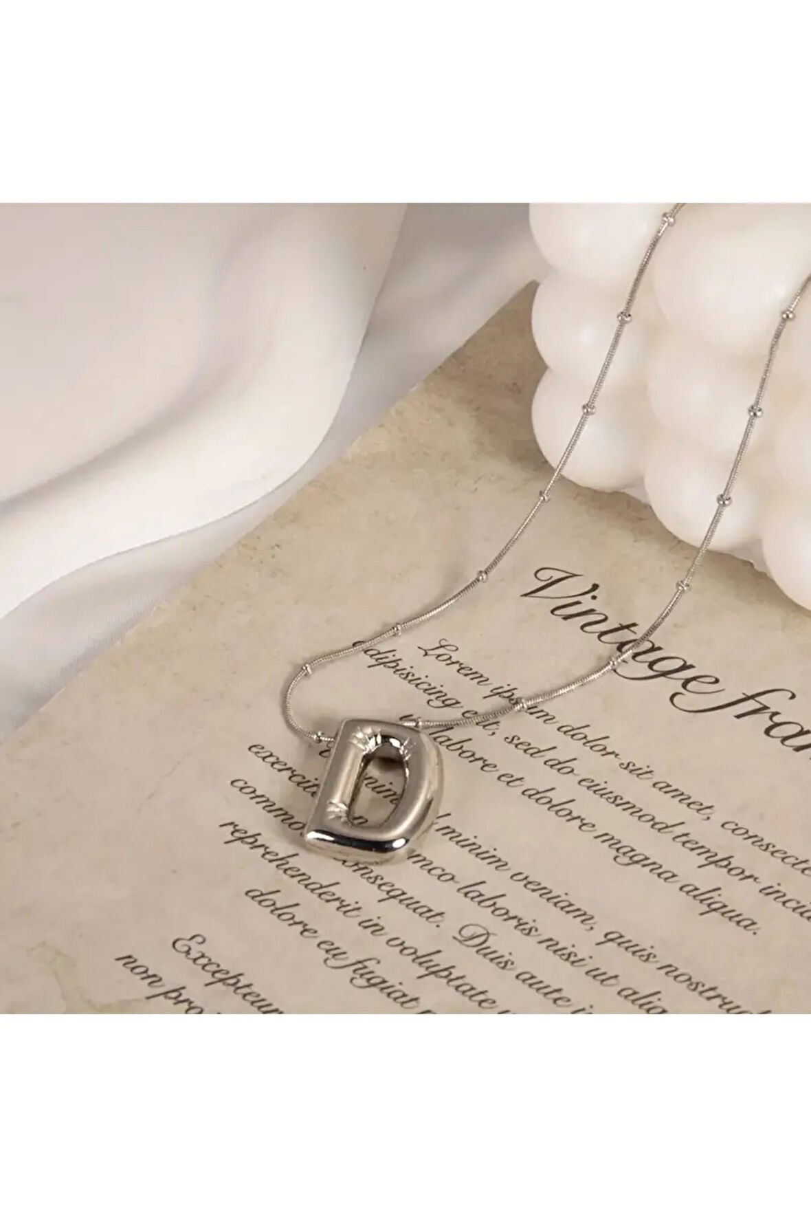 Kadın Çelik Kolye - D Harfi Balon Harf Kadın Kolye