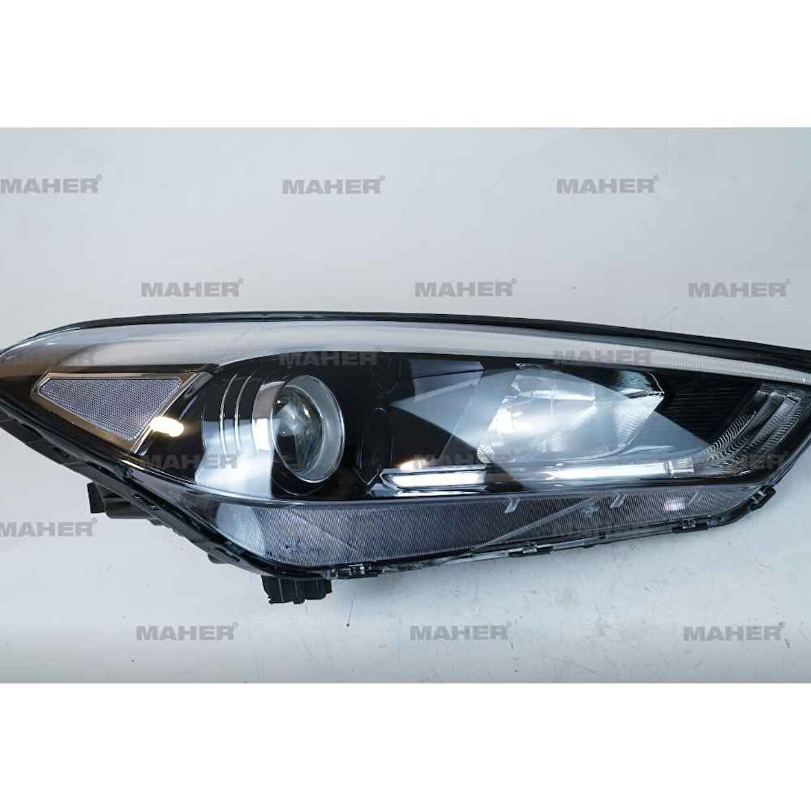 FAR TUCSON 15-18 LEDSİZ MOTORLU MERCEKLİ SAĞ