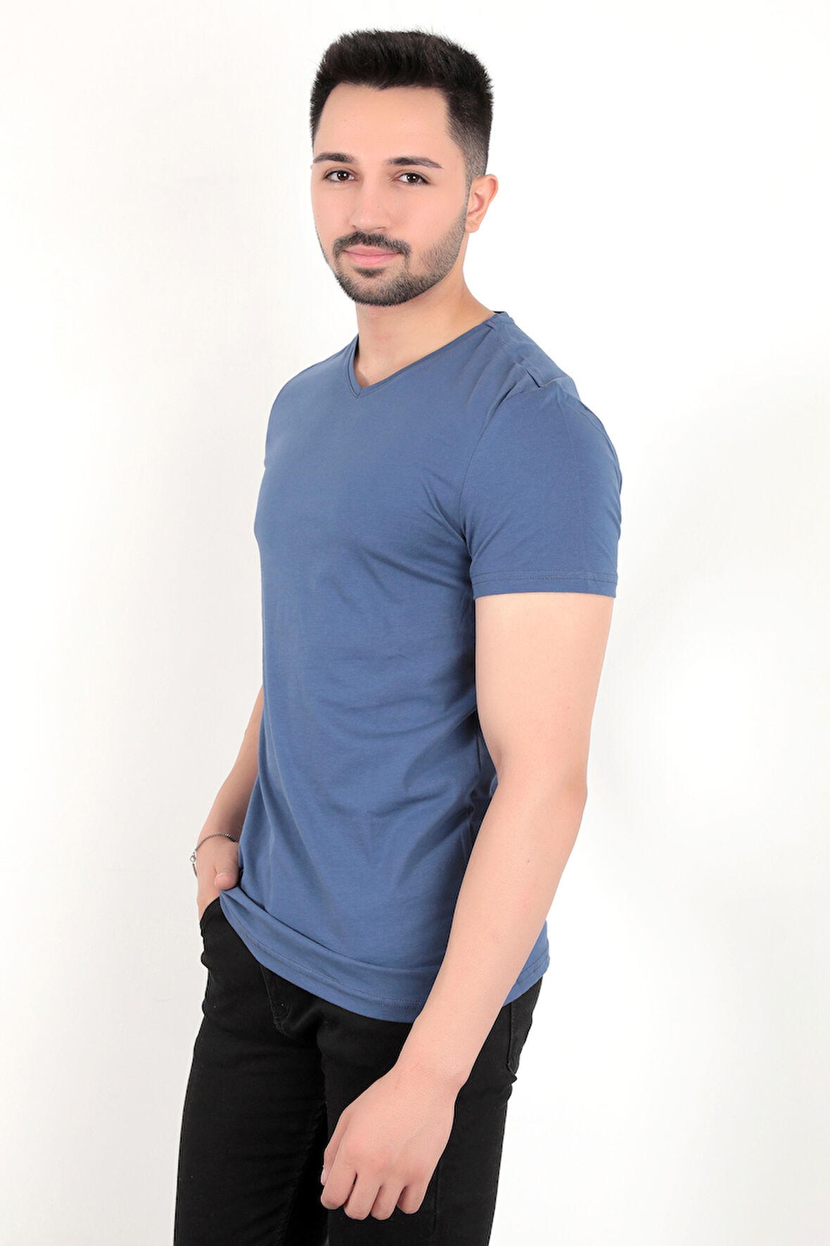Erkek V Yaka Basic T-Shirt