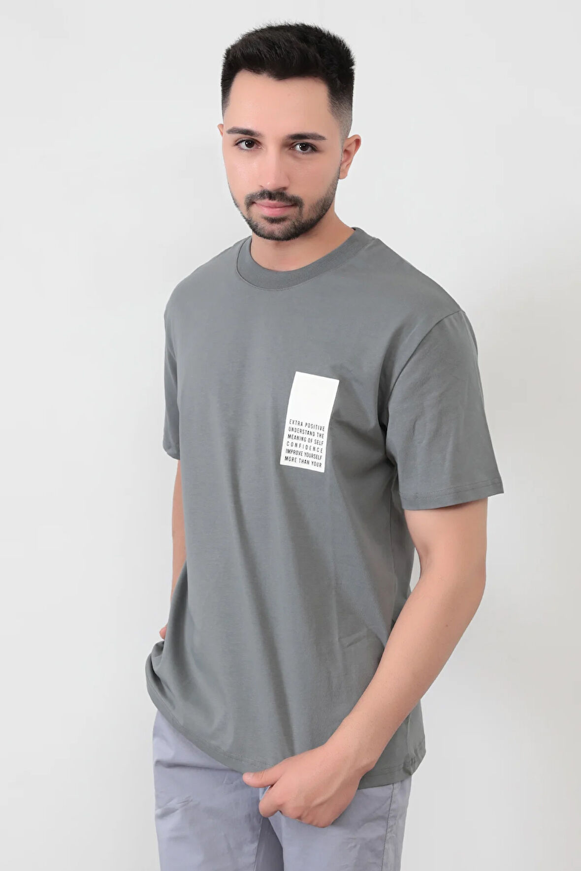 Açık Haki Erkek Extra Positive Baskılı Regular Kesim T-Shirt