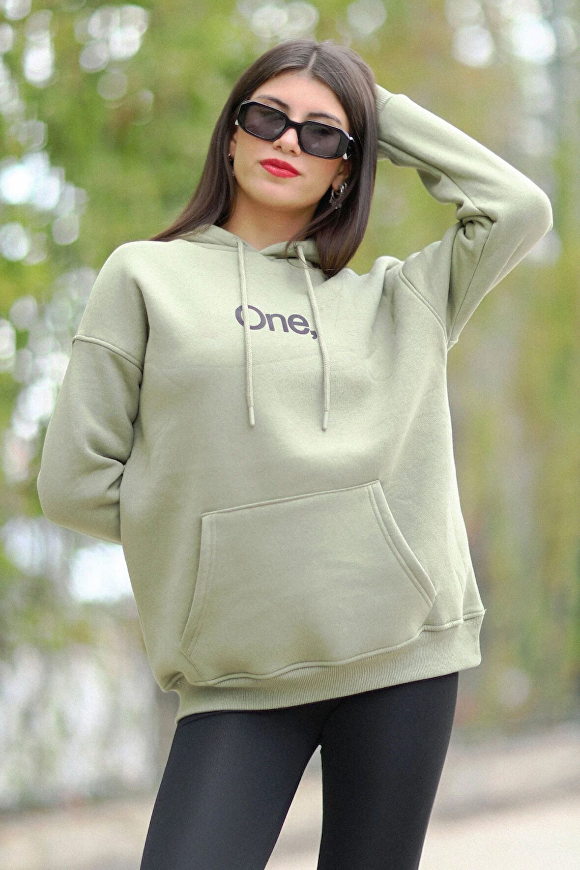 Haki Yeşil Kadın Oversize Kapüşonlu Sweatshirt Üç İplik Kanguru Cepli Baskılı Hoodie - 25110