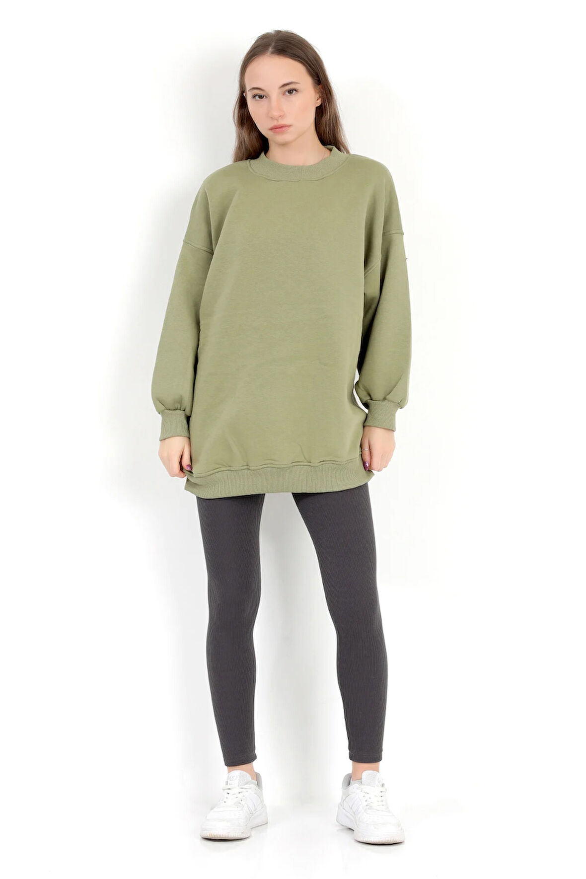 Kadın Yeşil Üç İplik Pamuklu Ribanalı Bisiklet Yaka Oversize Sweatshirt - 2523