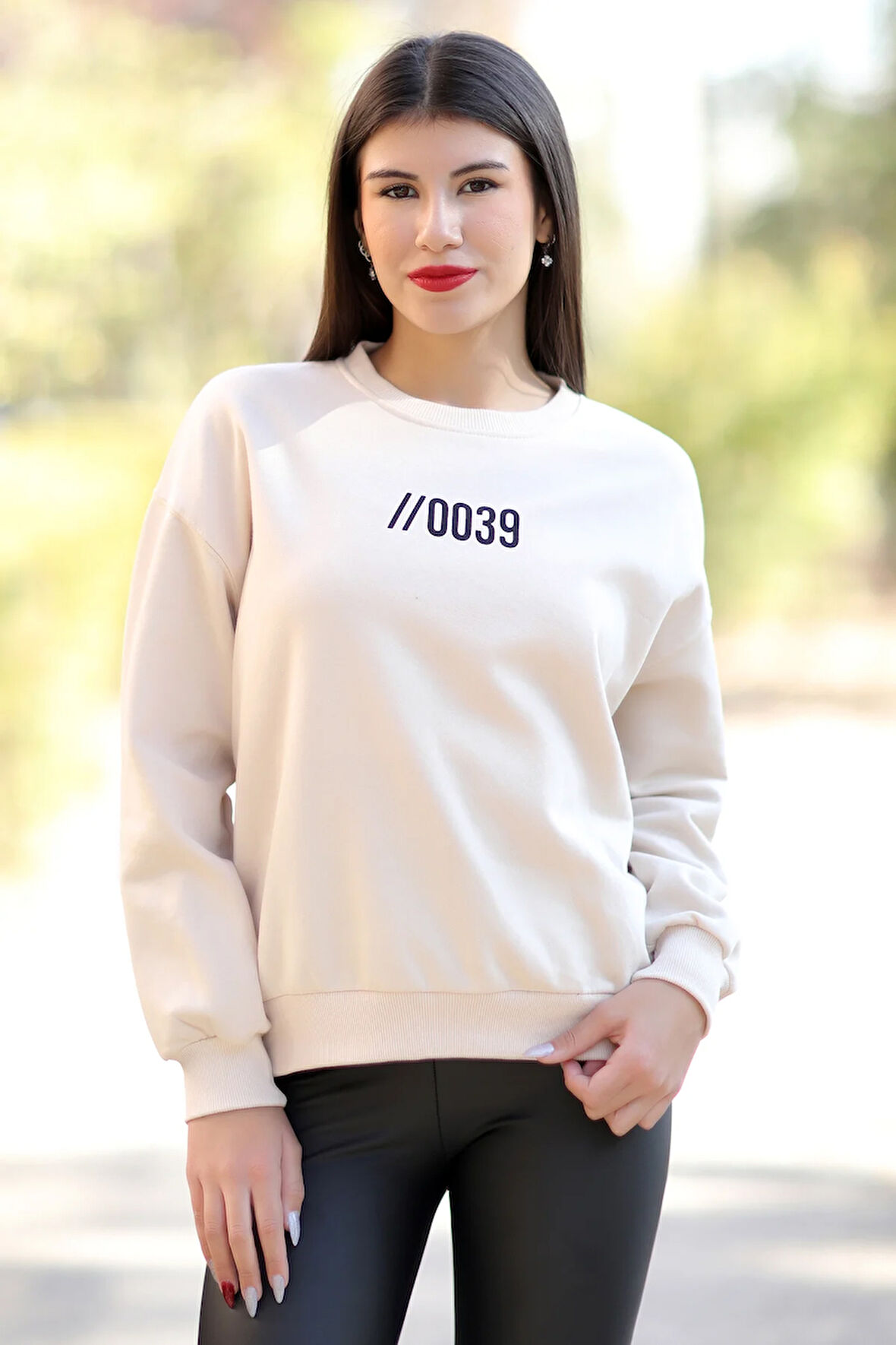 Kadın Taş Bisiklet Yaka 0039 Ön Arka Baskılı Sweatshirt - 2584