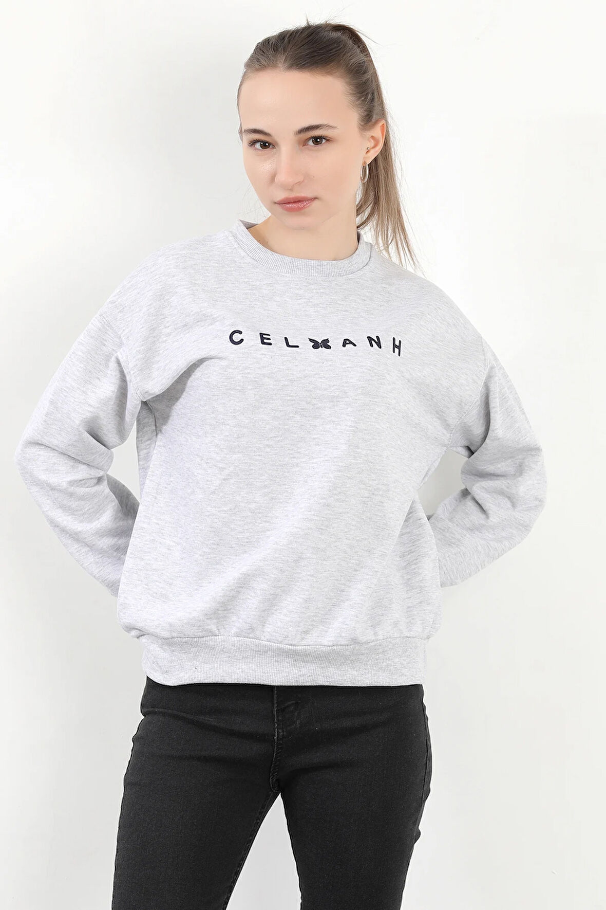 Kadın Bisiklet Yaka Celanh Nakışlı Pamuklu Sweatshirt Karmelanj - 2581