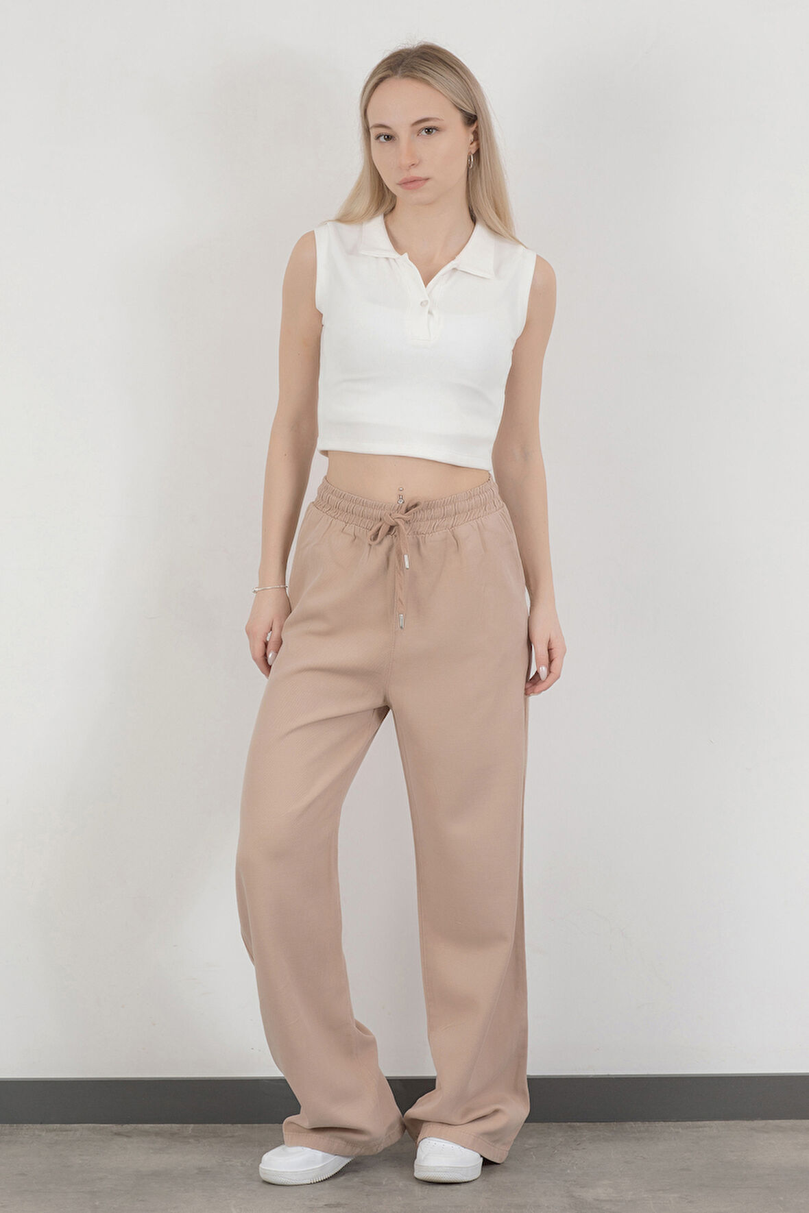 Kadın Beli Lastikli Bağcıklı Bol Paça Pantolon Bej - 4707