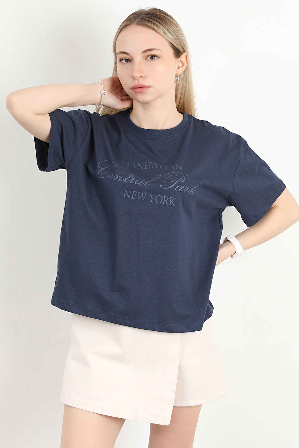 Kadın Bisiklet Yaka Central Park Baskılı T-Shirt Lacivert - 925031