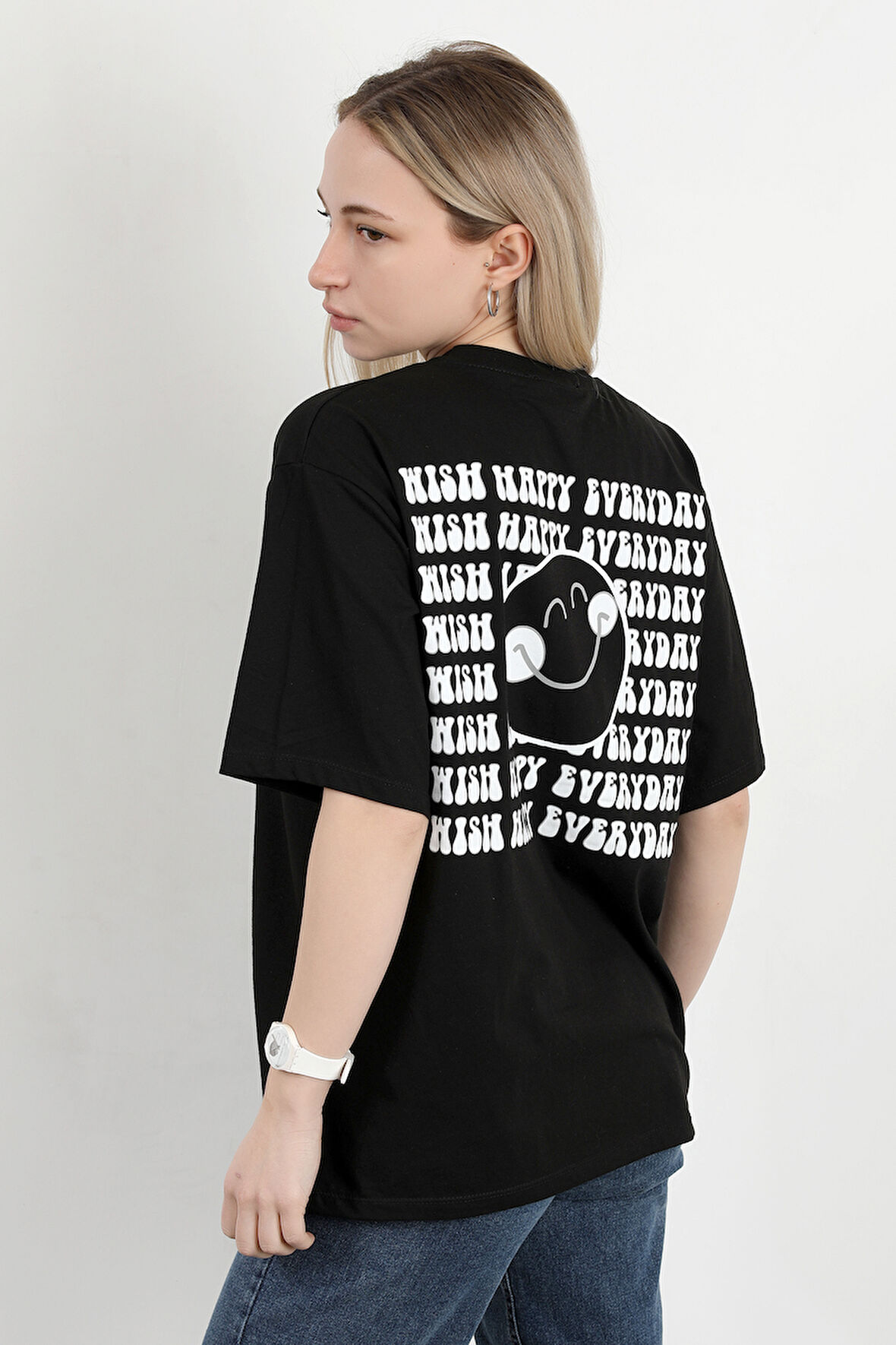 Kadın Bisiklet Yaka Sırtı Happy Baskılı T-Shirt Siyah - 925013