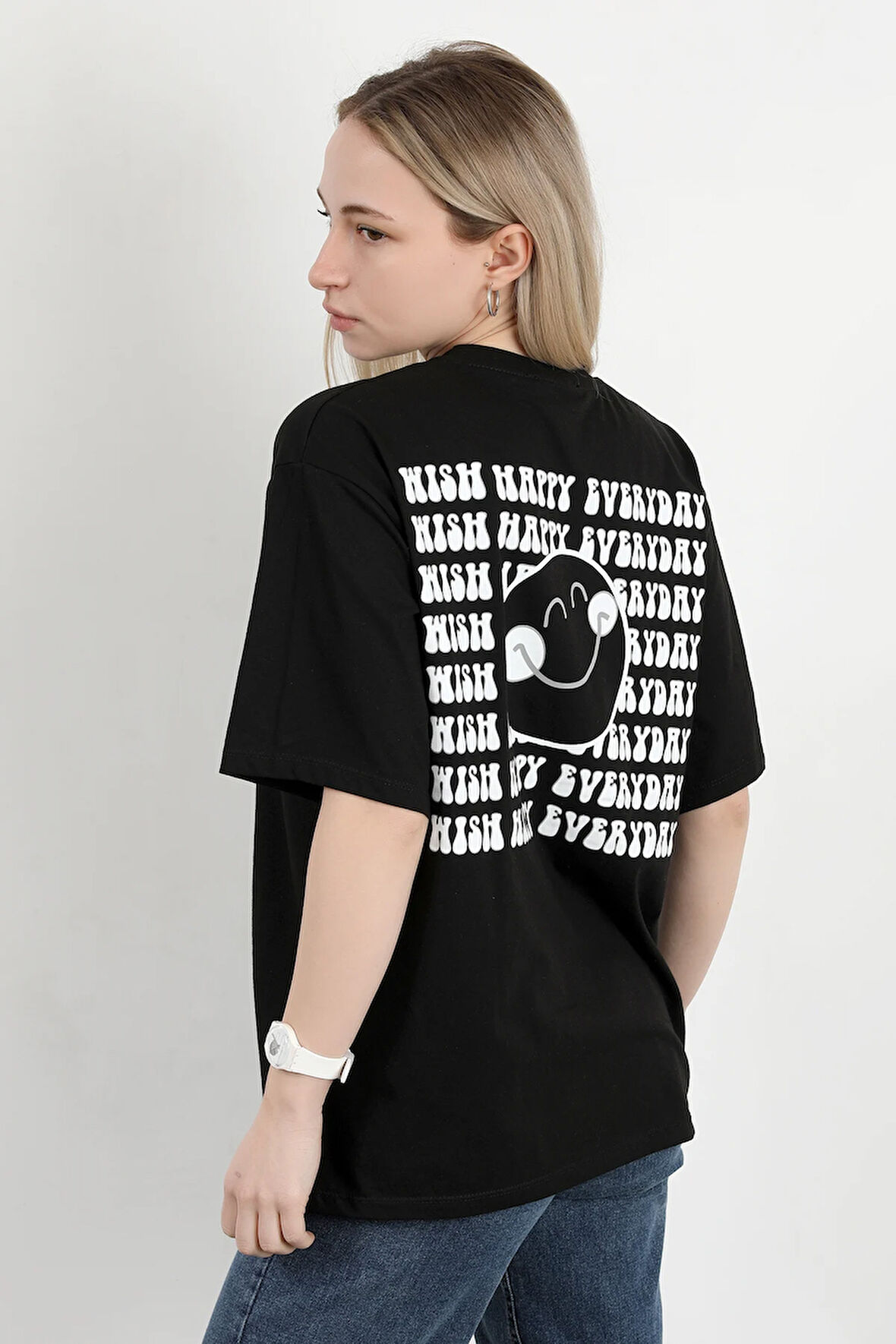 Kadın Bisiklet Yaka Sırtı Happy Baskılı T-Shirt Siyah - 925013