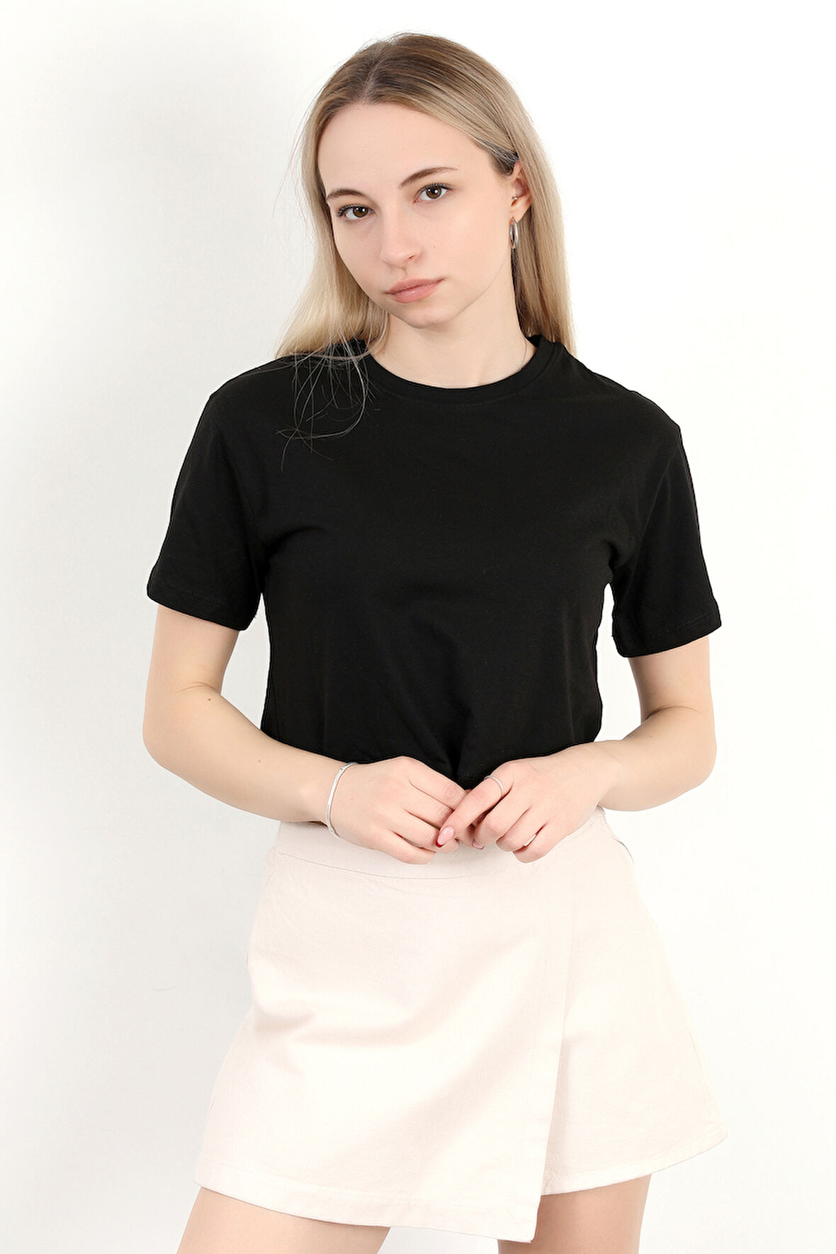 Kadın Bisiklet Yaka Basic Spor T-Shirt Siyah - 925003