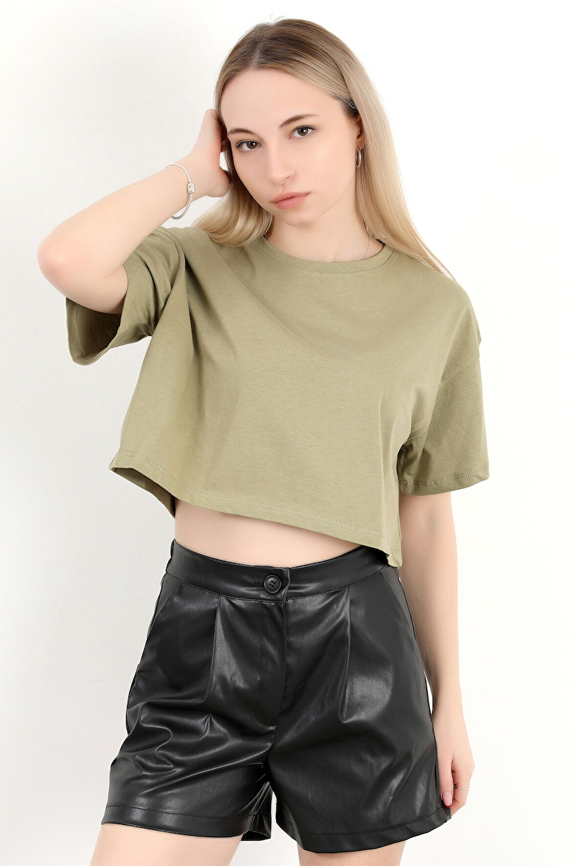 Kadın Bisiklet Yaka Salaş Basic T-Shirt Haki - 925007