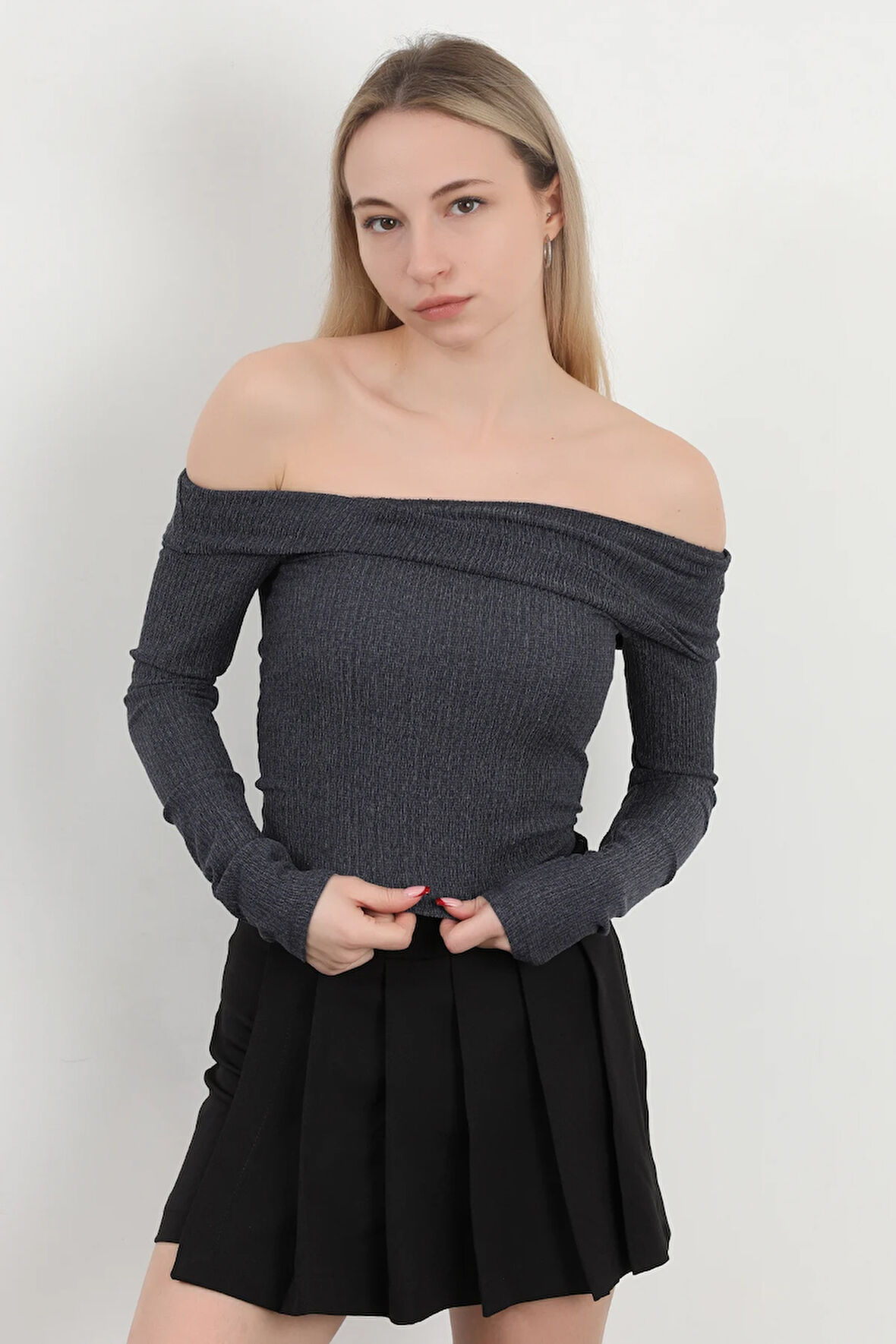 Kadın Madonna Yaka Uzun Kollu Bürümcük Bluz Lacivert - MS0000589