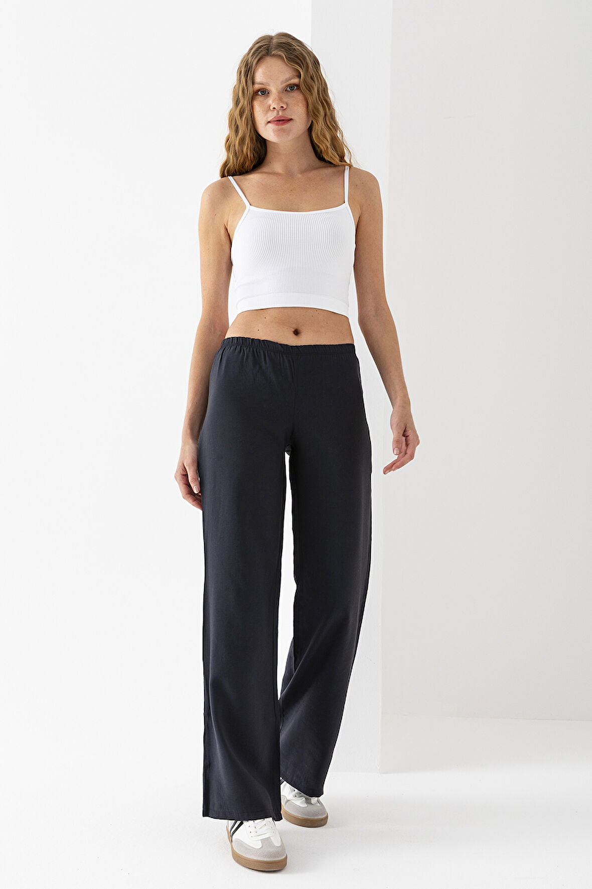 Kadın Beli Lastikli Bol Paça Modal Kumaş Pantolon Siyah - MS0000680