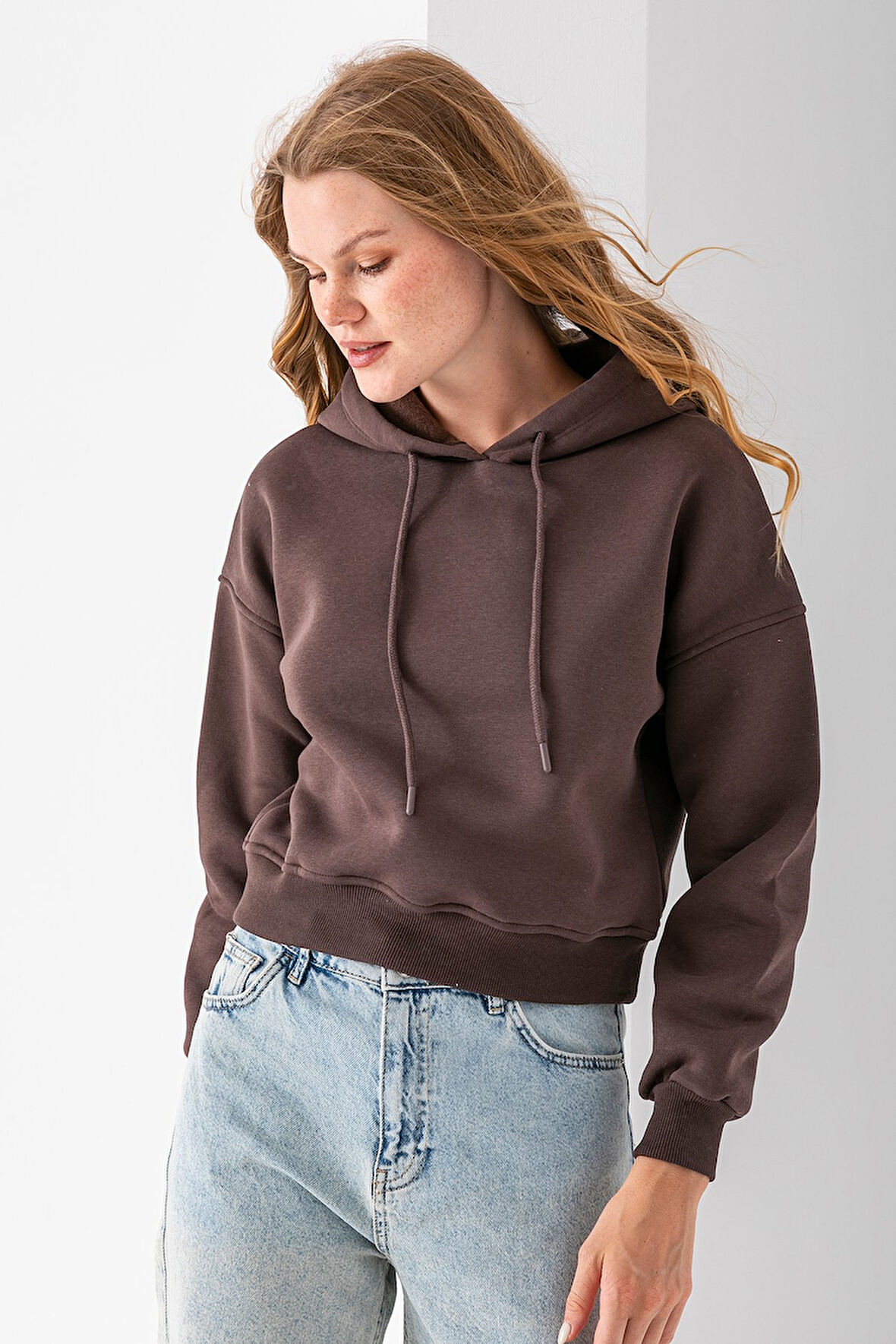 Kadın Kapüşonlu 3İp Şardonlu Crop Sweatshirt Kahverengi - 2612