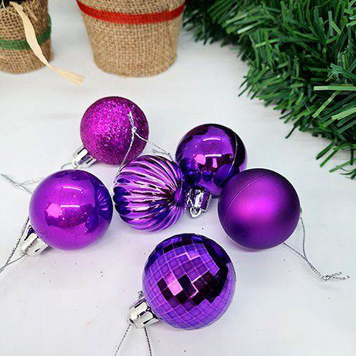 Mor Yılbaşı Ağaç Top Süsü - Mat, Parlak, Simli, Aynalı, Çizgili, Sedefli - 6'lı Set, 4 cm