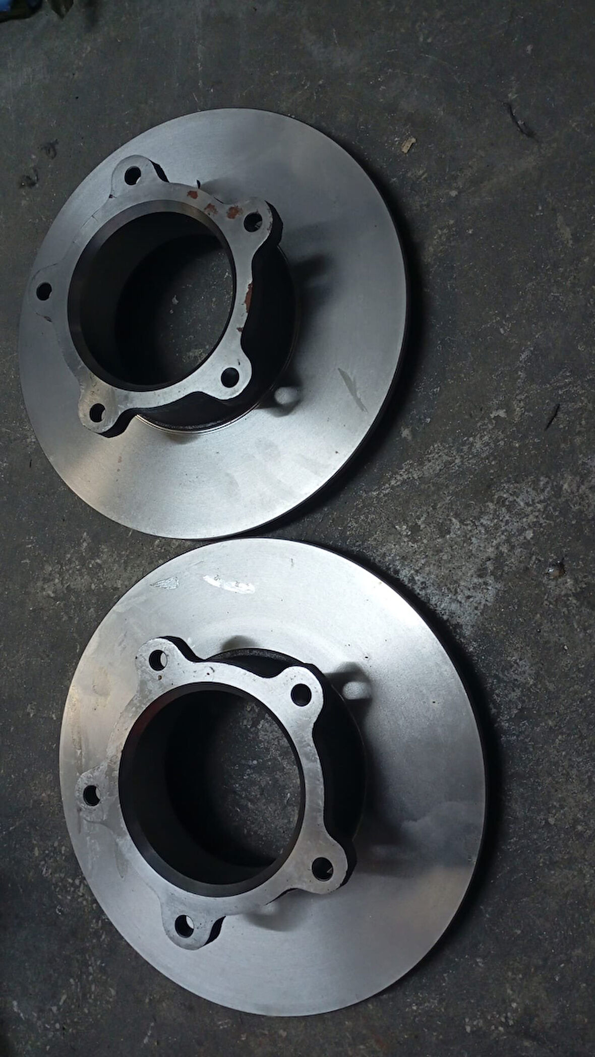 TATA FREN DİSKİ ÖN XENON 09- 4X4 281LİK 5BIJON