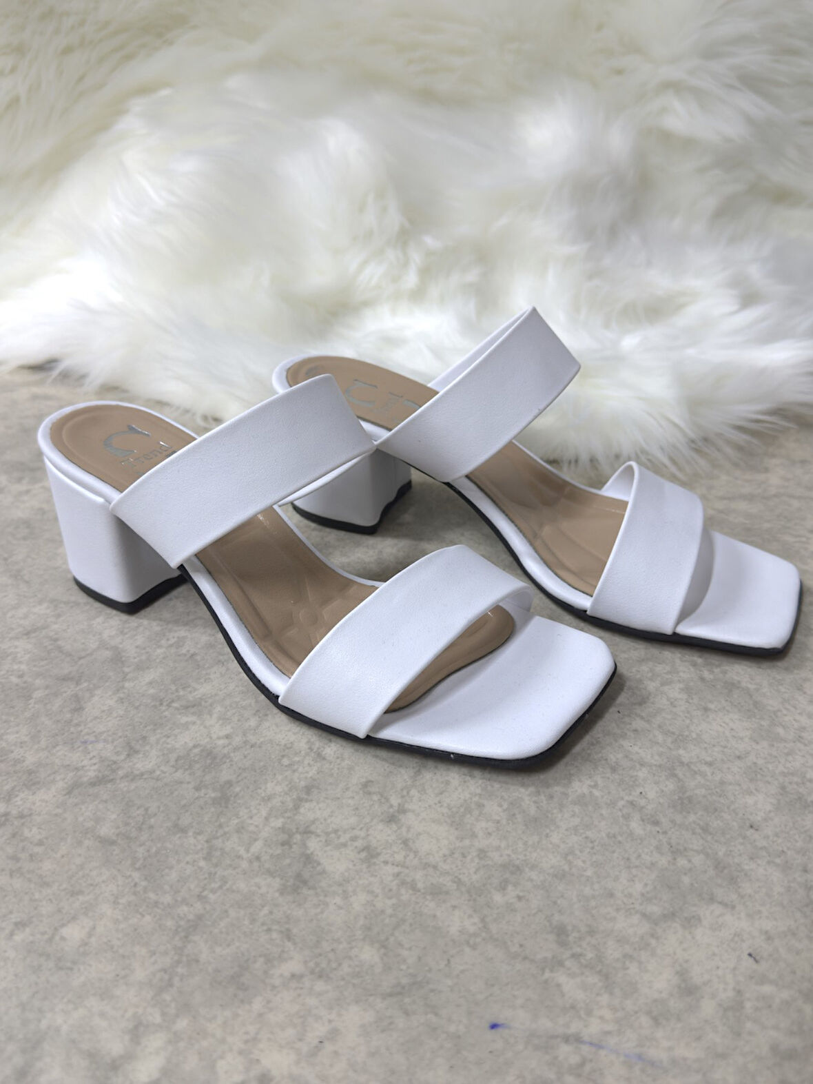 Günlük Kadın Terlik Çift Bantlı Kalın Topuklu Küt Burunlu Sade Rahat Yumuşak Tabanlı  271