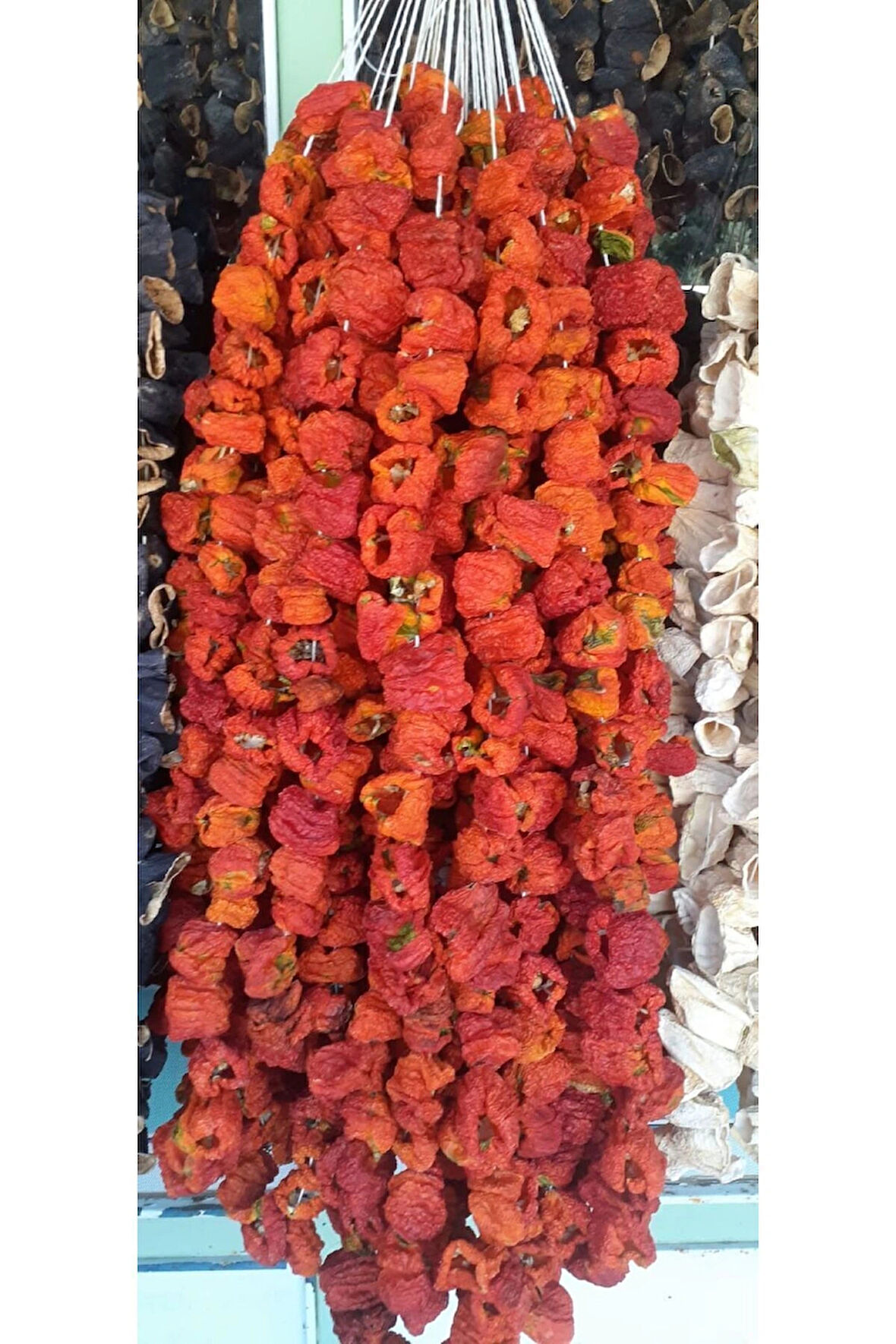 Yeni Mahsülden Kurutulmuş Kurutmalık Kırmızı Kuru Tatlı Biber 1 Dizi(50 ADETLİ)