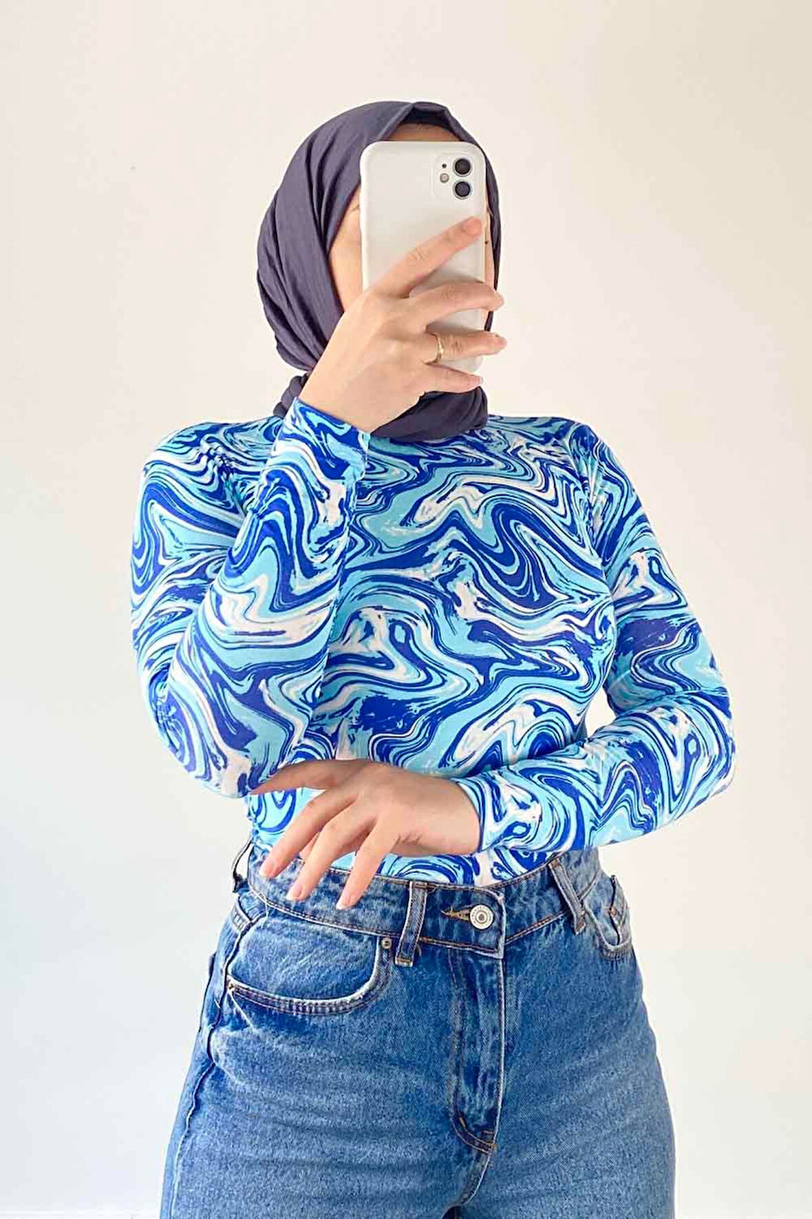Bisiklet Yaka Ebru Desenli Body Mavi
