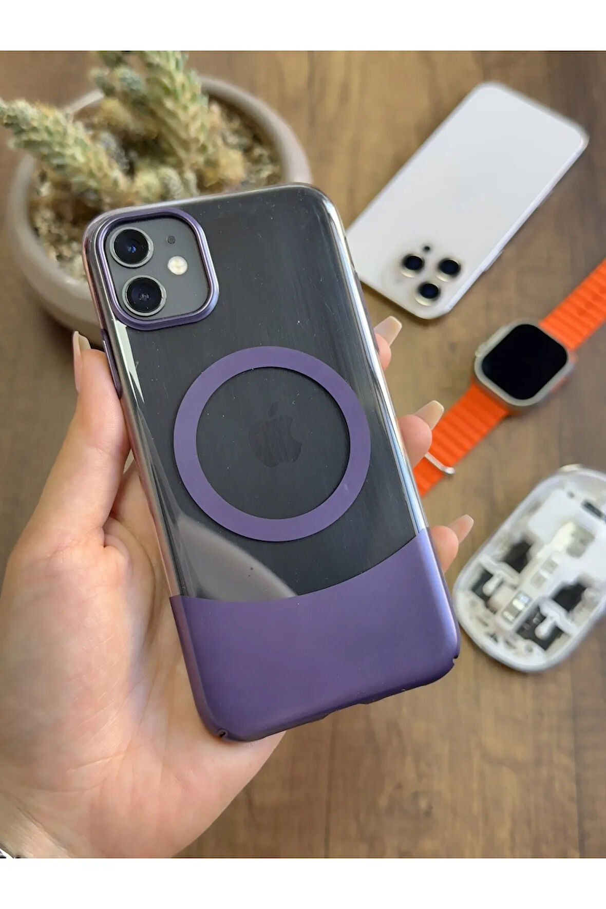 iPhone 11 Magsafe Uyumlu Mika Sararmaz Kılıf SooCase720