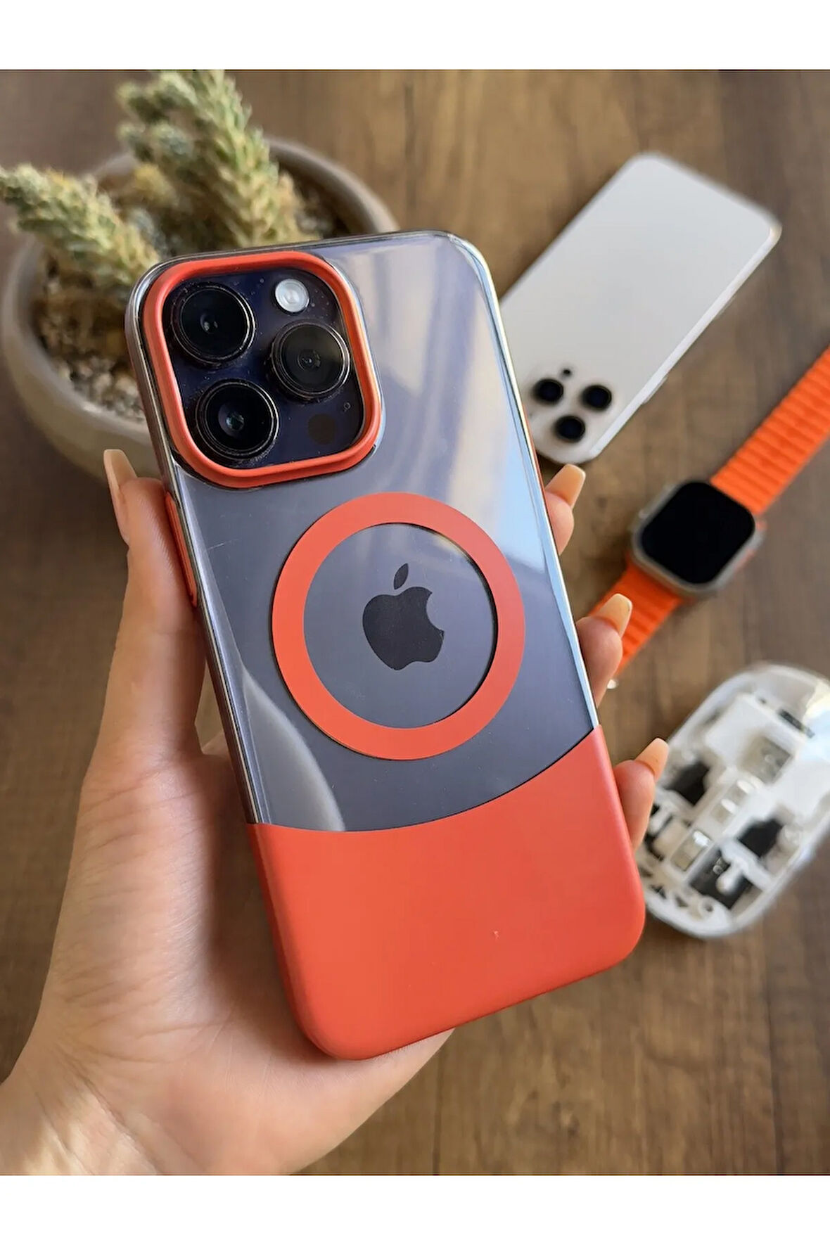 iPhone 14 Pro Max Magsafe Uyumlu Mika Sararmaz Kılıf SooCase720