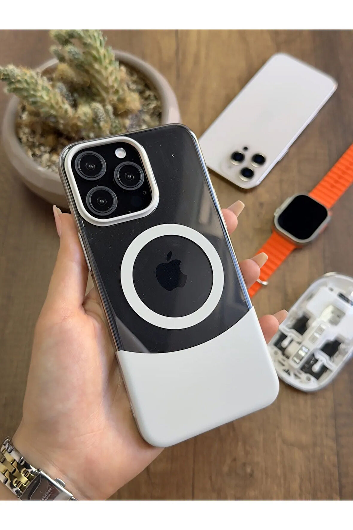 iPhone 15 Pro Max Magsafe Uyumlu Mika Sararmaz Kılıf SooCase720