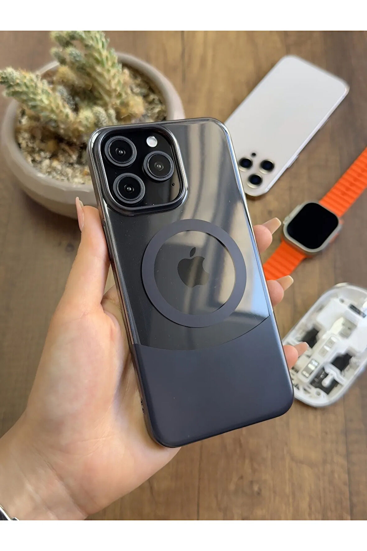 iPhone 15 Pro Max Magsafe Uyumlu Mika Sararmaz Kılıf SooCase720