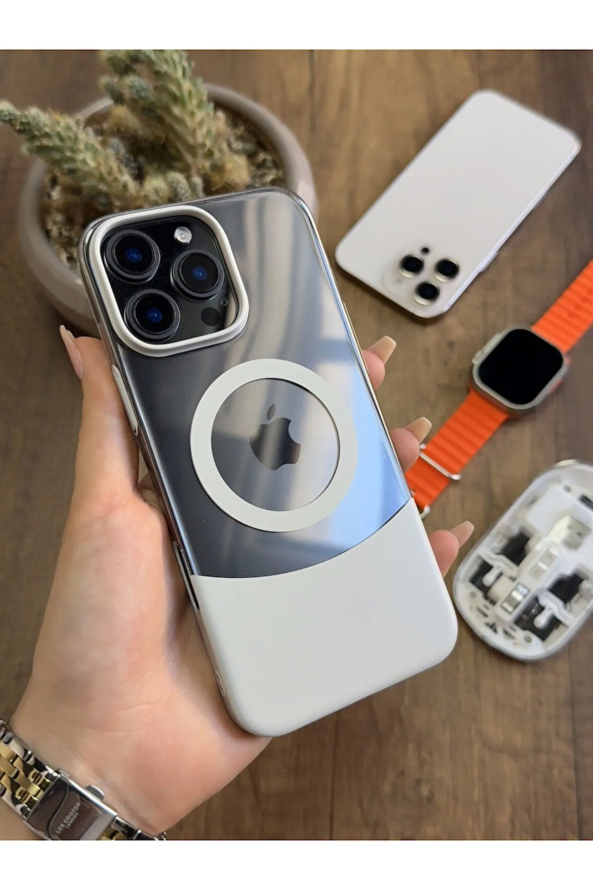 iPhone 16 Pro Max Magsafe Uyumlu Mika Sararmaz Kılıf SooCase720