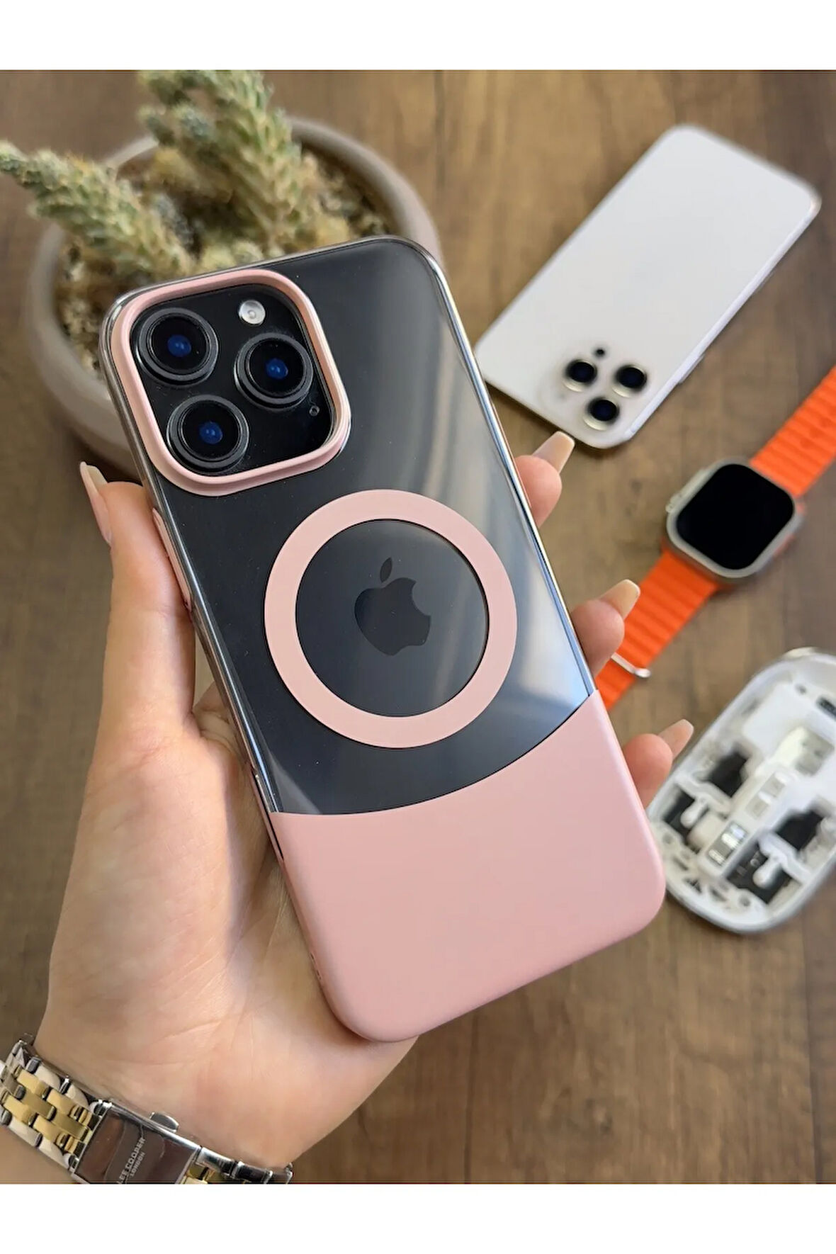 iPhone 16 Pro Max Magsafe Uyumlu Mika Sararmaz Kılıf SooCase720