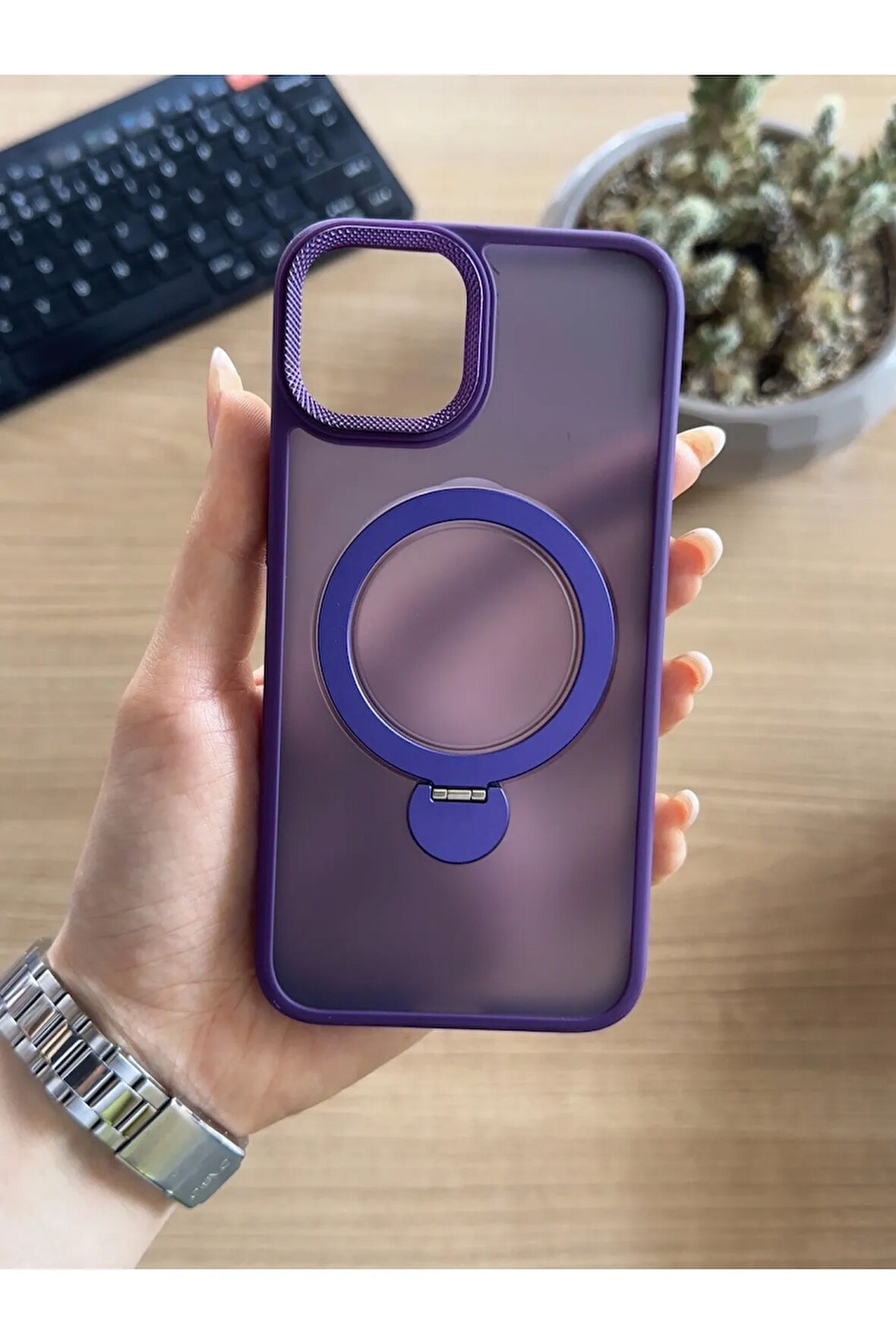 iPhone 11 Standlı Ve MagSafe Kılıf Soocase622