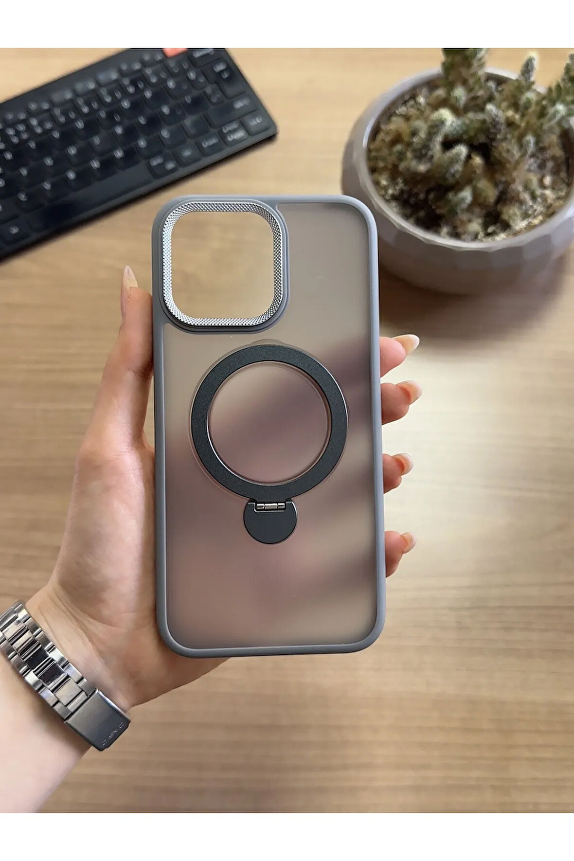 iPhone 13 Pro Max Standlı Ve MagSafe Kılıf Soocase622