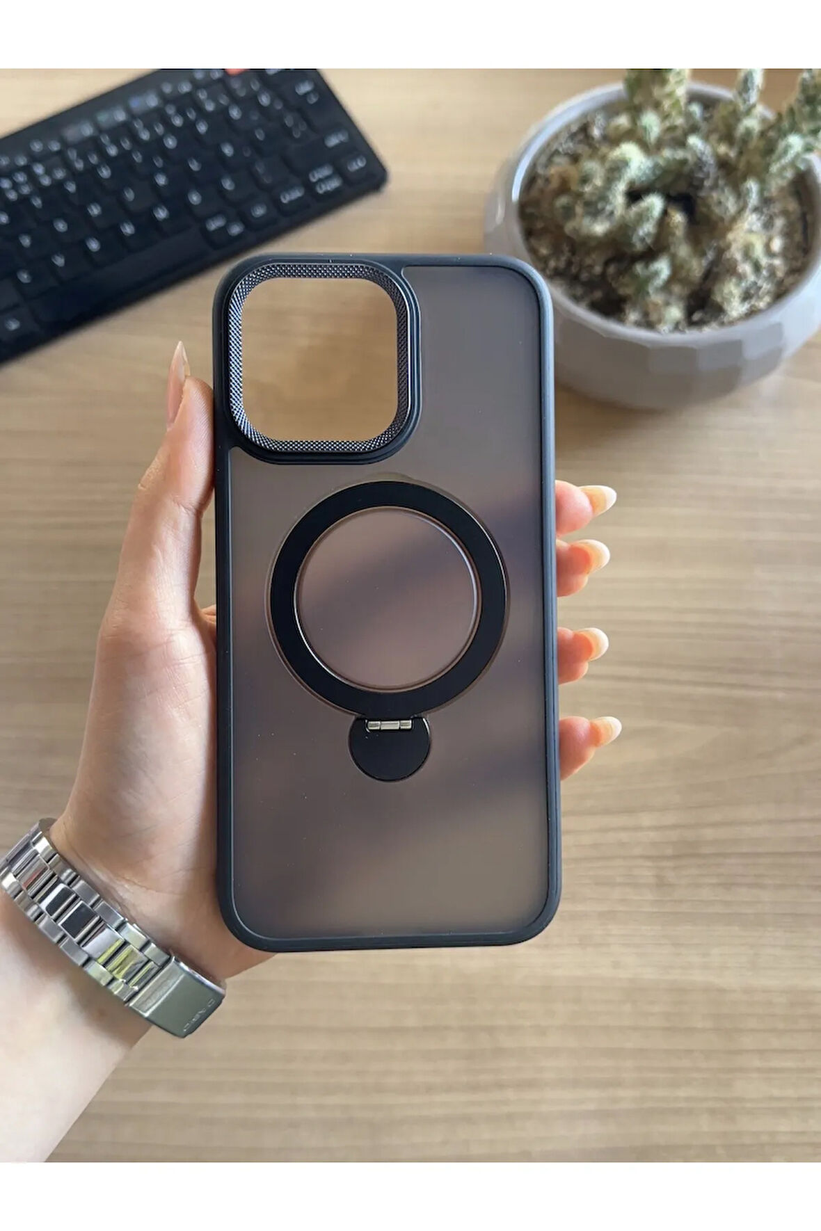 iPhone 13 Pro Max Standlı Ve MagSafe Kılıf Soocase622