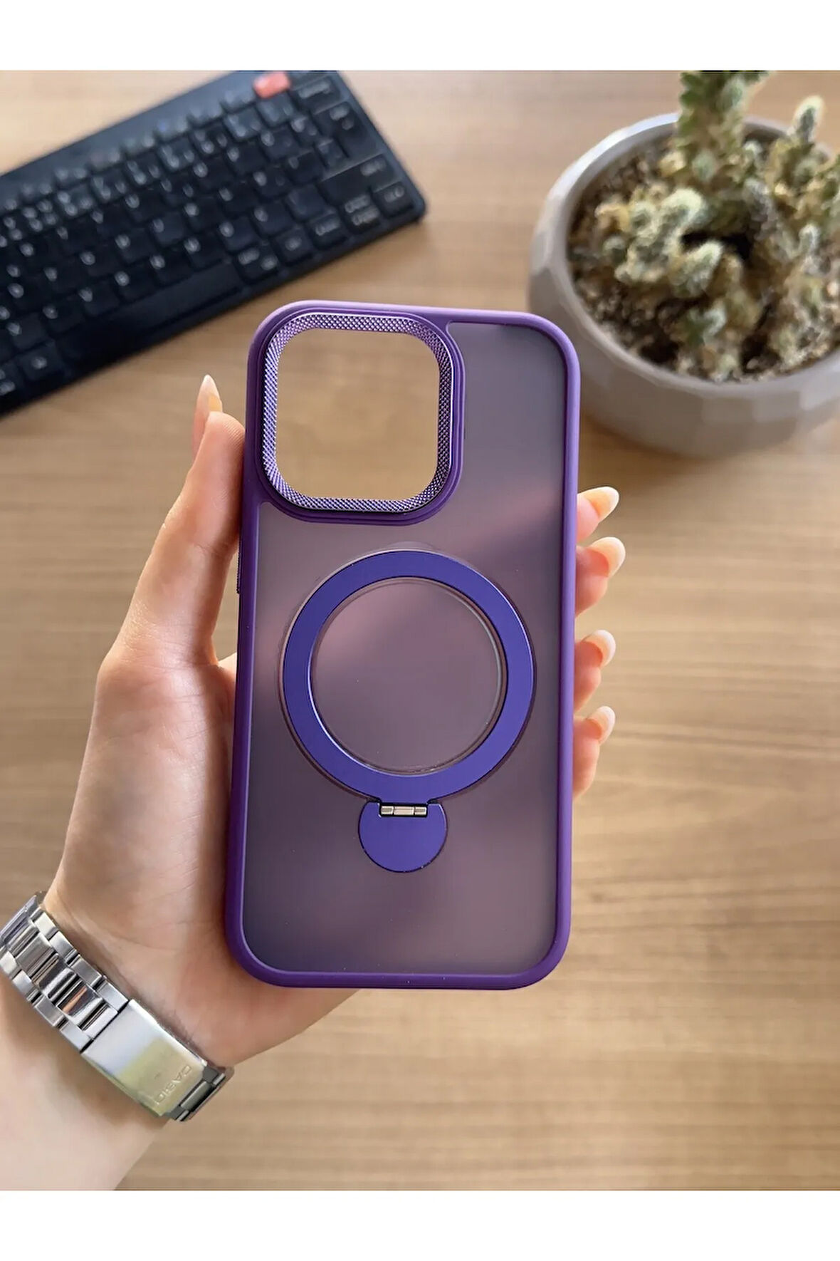 iPhone 14 Pro Standlı Ve MagSafe Kılıf Soocase622