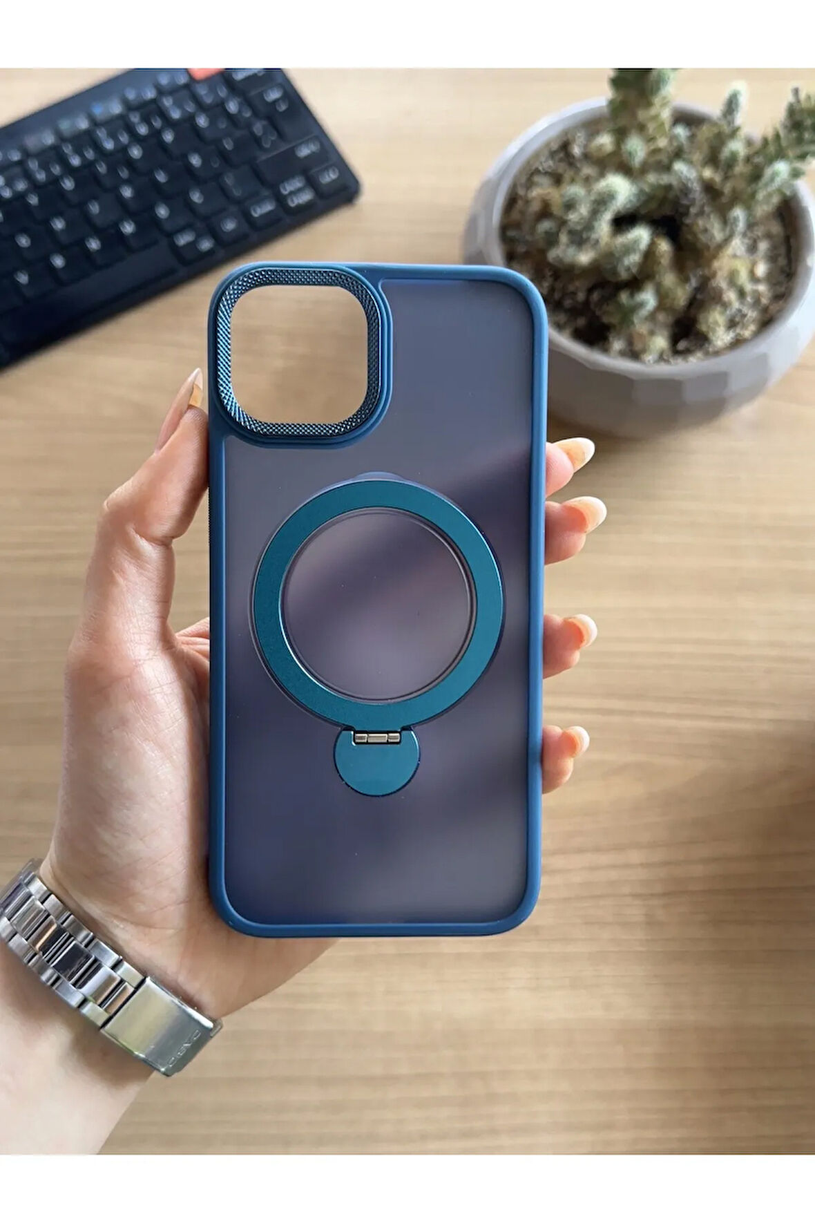 iPhone 15 Standlı Ve MagSafe Kılıf Soocase622