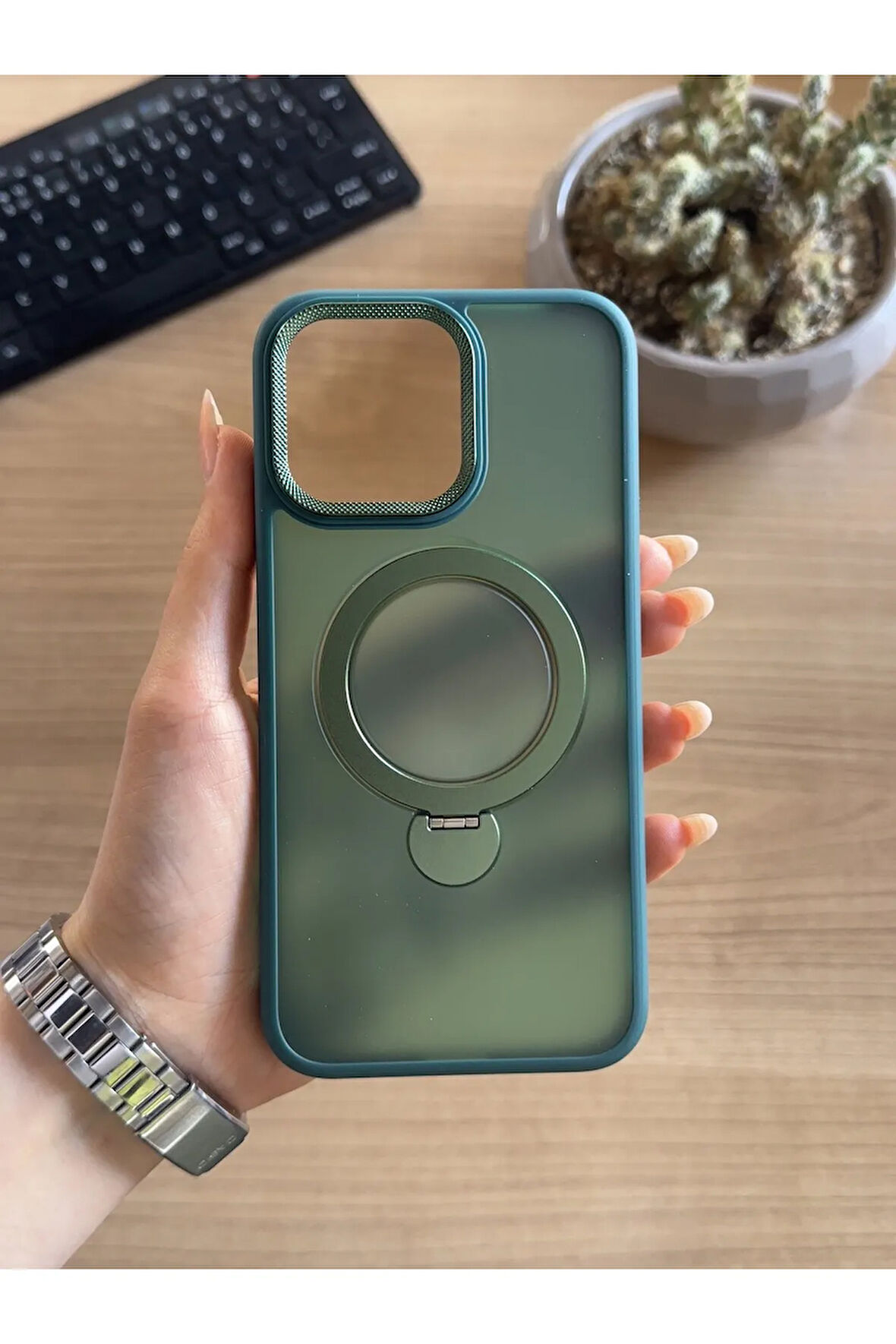 iPhone 15 Pro Max Standlı Ve MagSafe Kılıf Soocase622