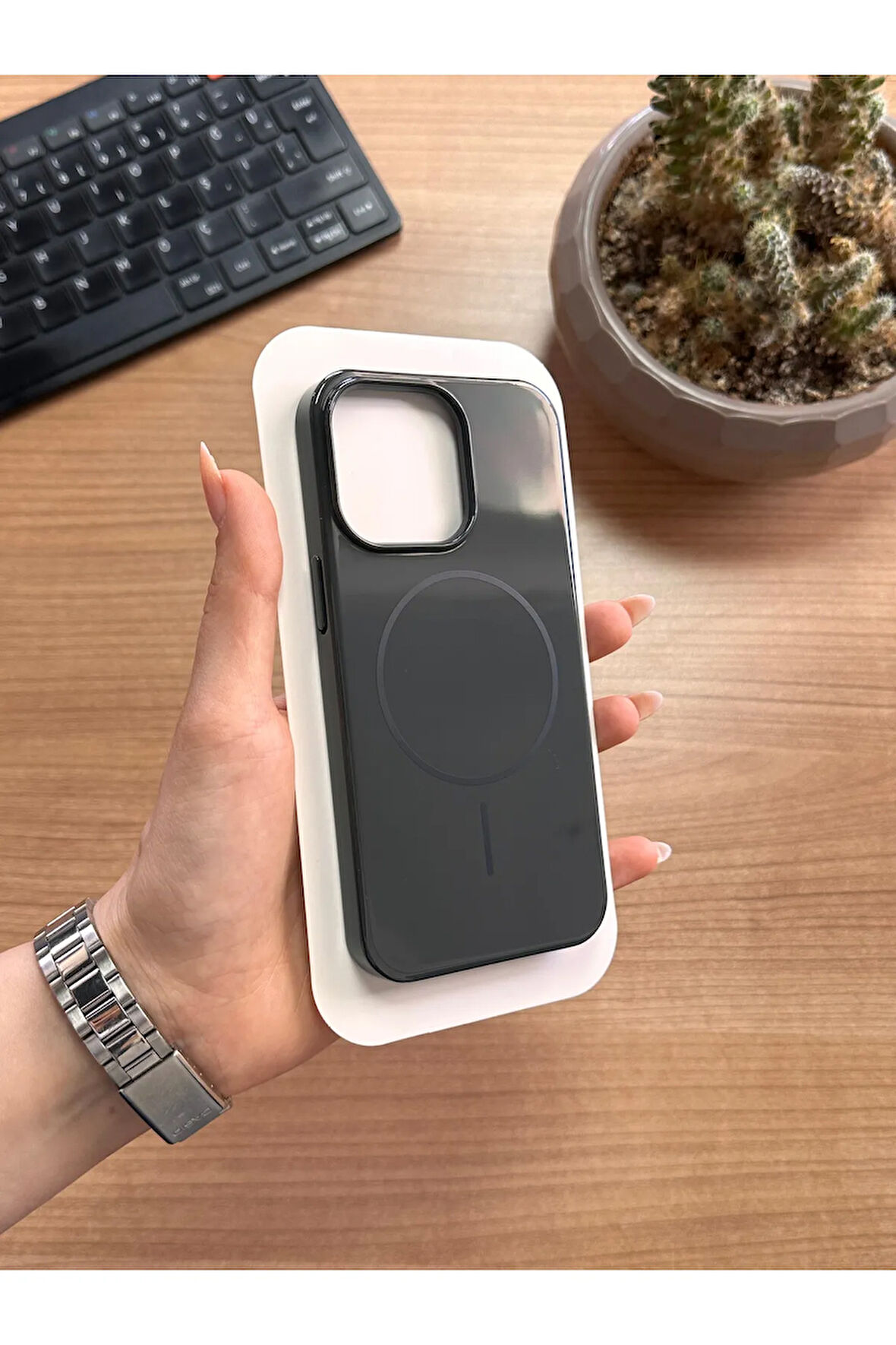 iPhone 13 Pro Animasyonlu Stylus Silikon Kılıf