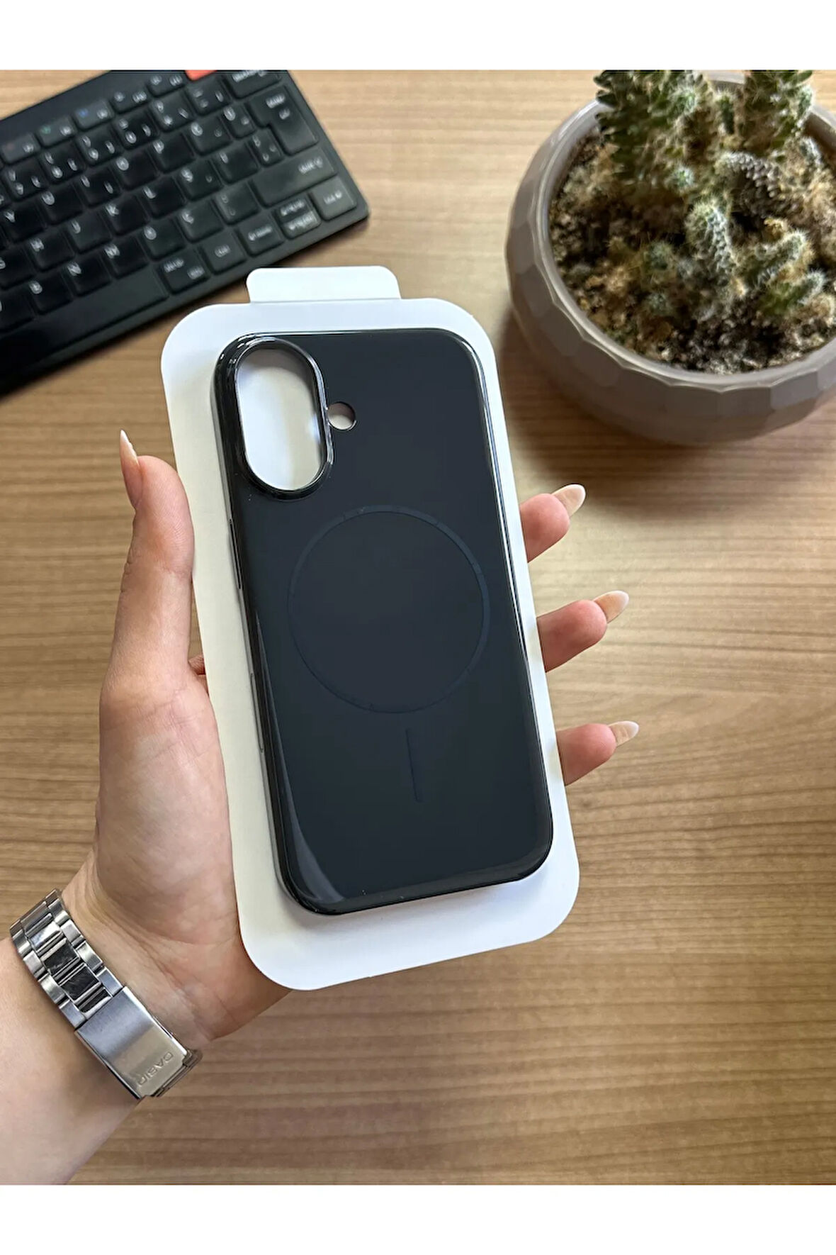 iPhone 16 Animasyonlu Stylus Silikon Kılıf
