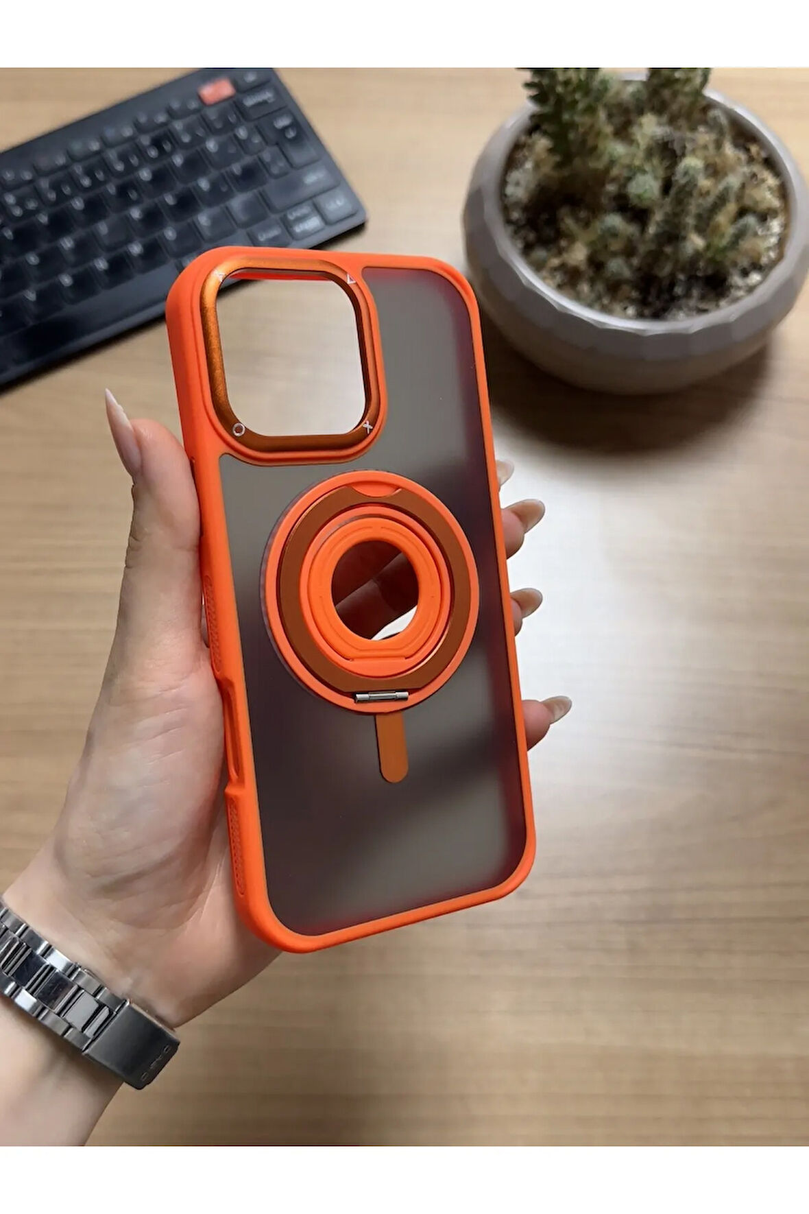 iPhone 16 Pro Standlı Ve Yüzüklü MagSafe Kılıf Soocase721