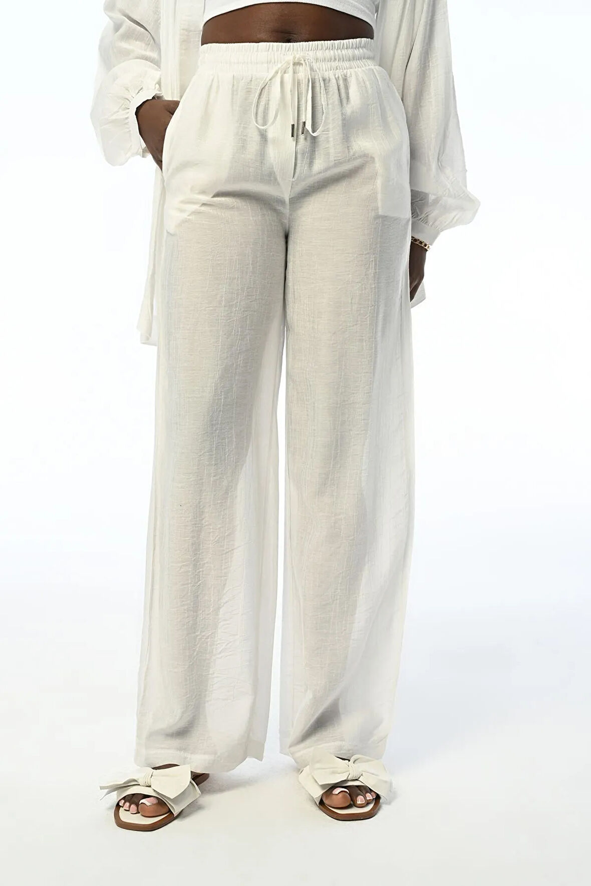 KADIN RAHAT KALIP BOL PAÇA  BELİ LASTİKLİ DÜZ RENK PANTOLON