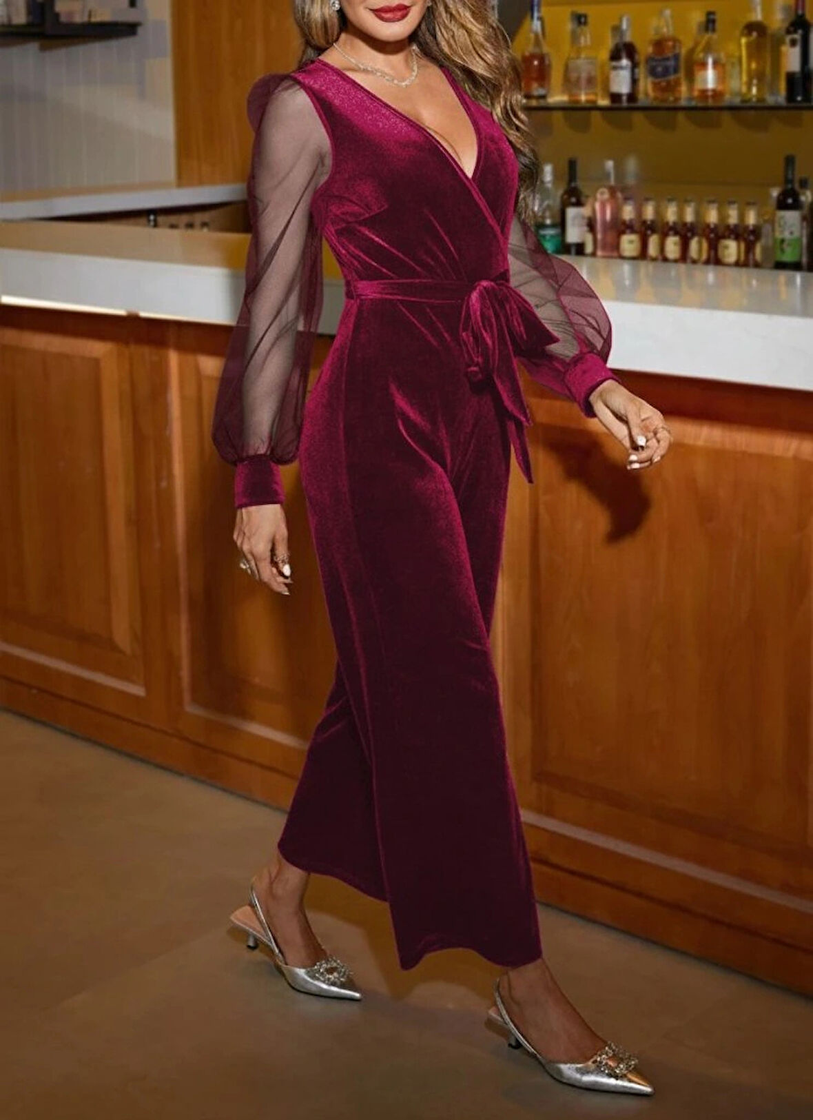 MDB Kadın Uzun Kollu Kruvaze Yakalı Belden Kuşaklı Tül Detaylı Kadife Tulum