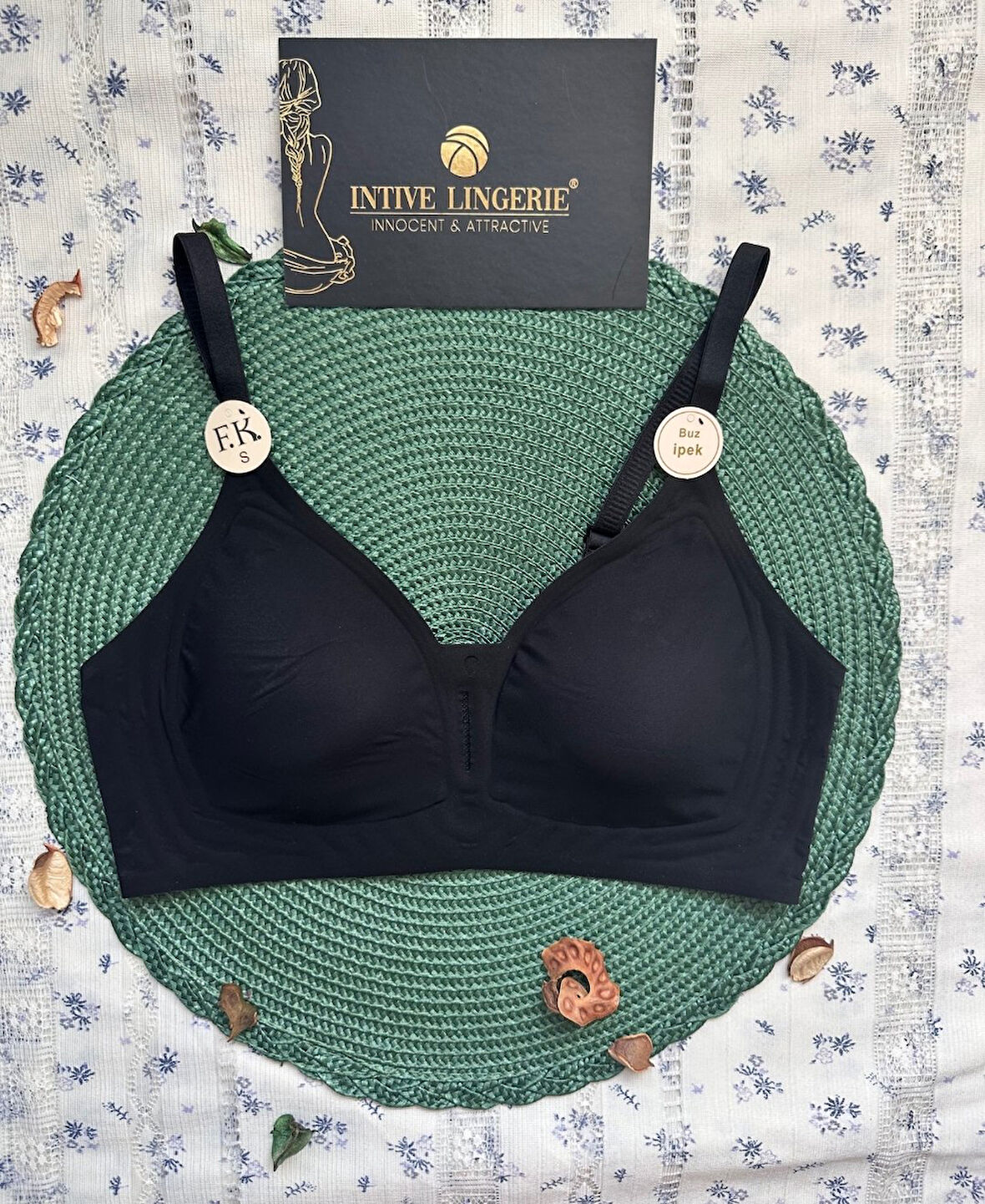 Raye İthal Buz İpek (İce-Silk) Ultra İnce Rahat Nefes Alır Dekolteli Görünmez Lazer Dikişsiz Sütyen