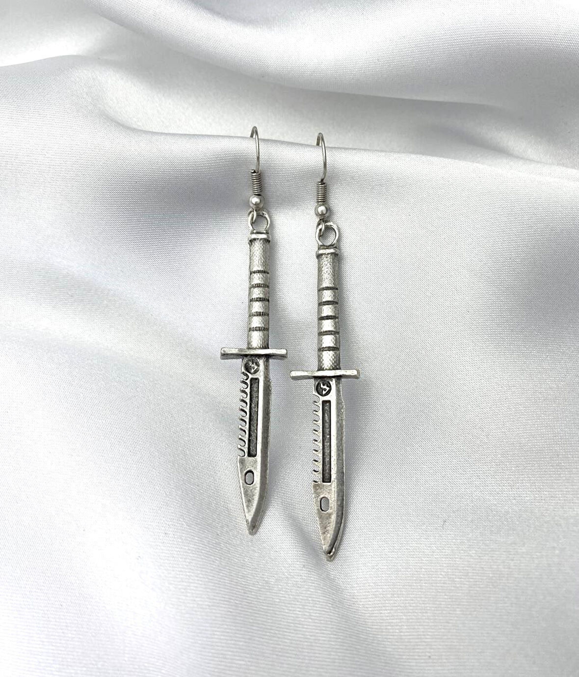 Hançer / Bıçak Figürlü Küpe