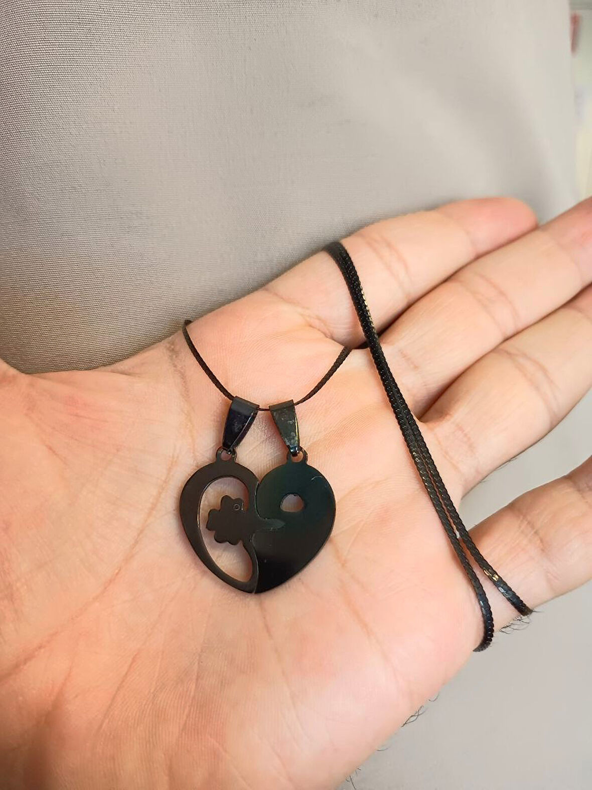 Kırılabilir Kalp Aşk Sevgililer  Siyah Renk 316L Paslanmaz Çelik Figür Kolye