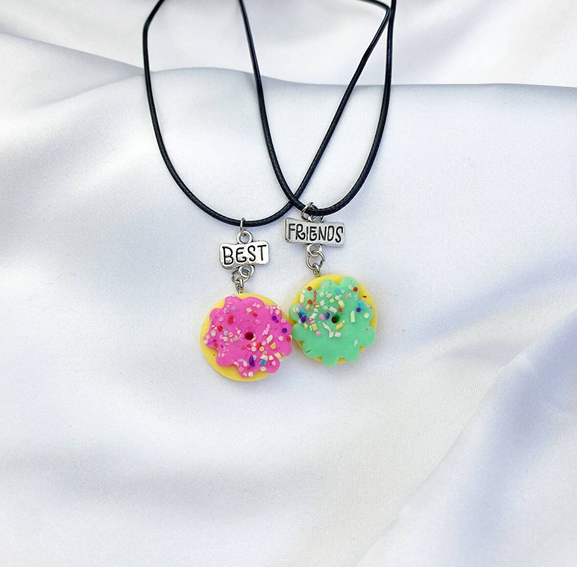Best Friend Pembe Yeşil Donat İkili Arkadaş Kolye