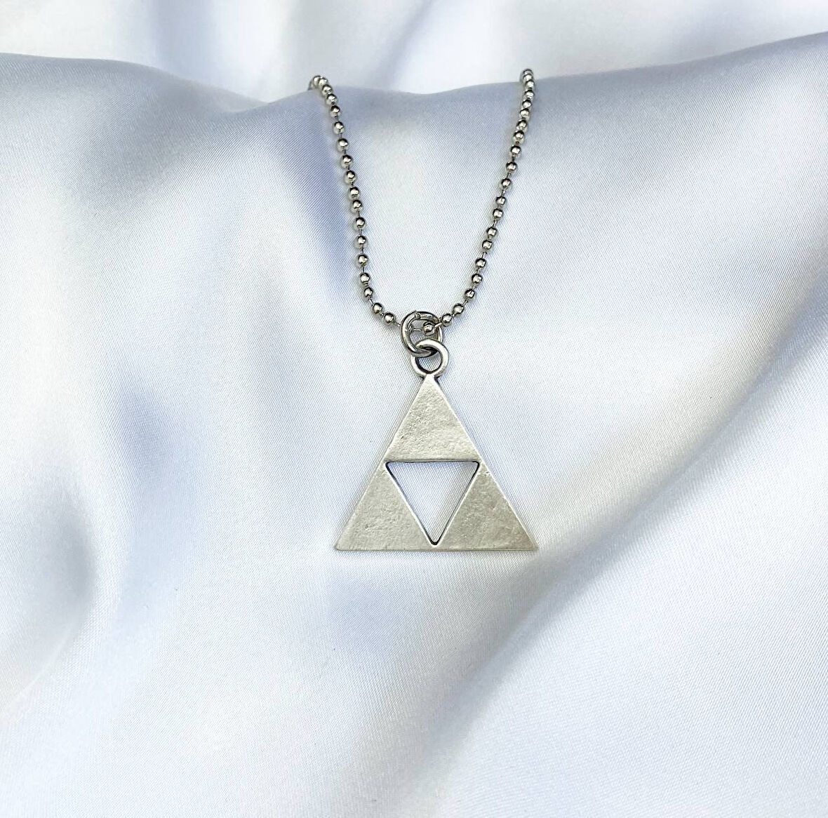 The Legend Of Zelda Üçgen Silver Kolye