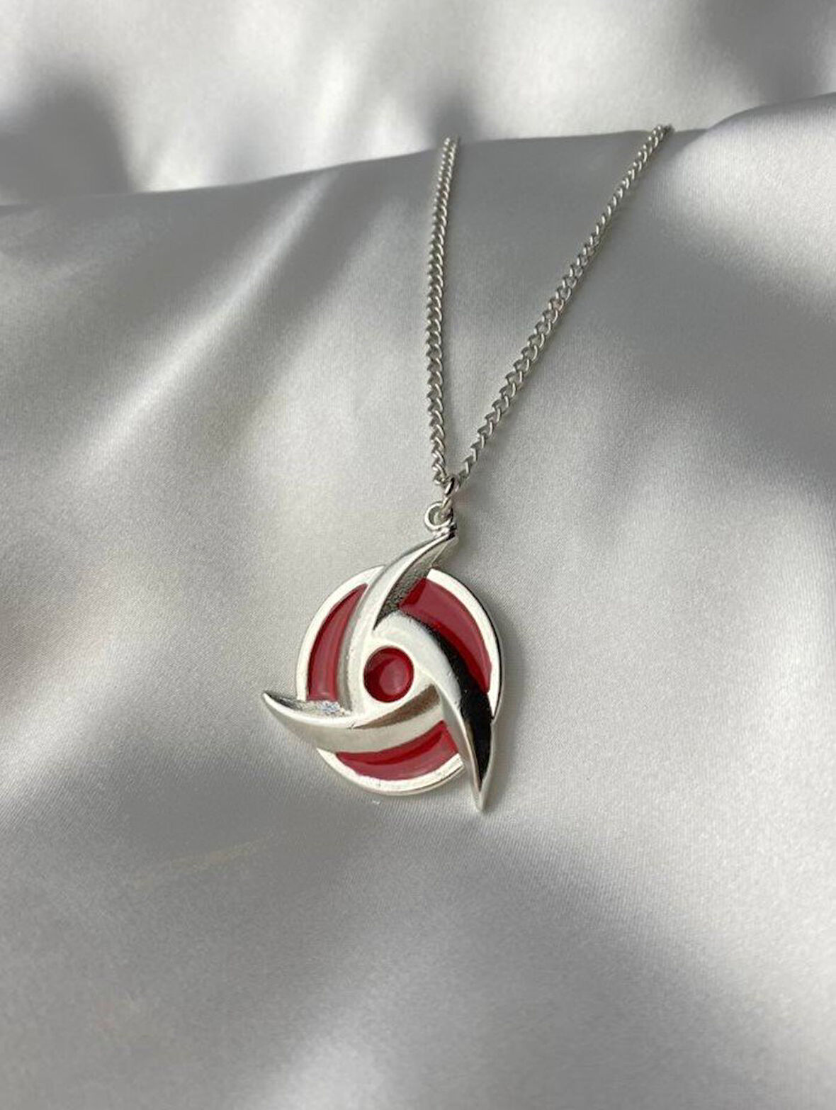 Anime Naruto Sharingan Kolye Cosplay Kırmızı Mineli Gümüş Kaplama