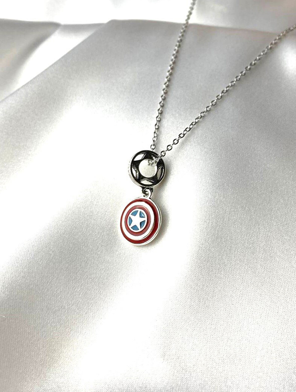 Captain America Kalkanı Paslanmaz Çelik Charm Kolye