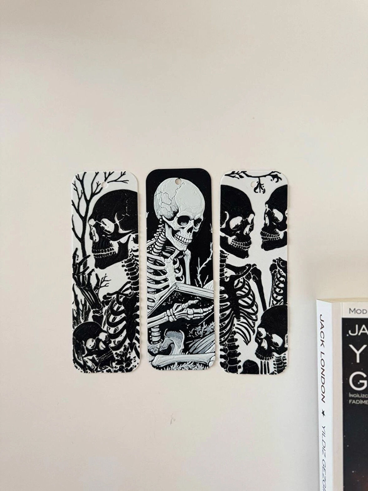 Siyah Beyaz İskelet Tasarımlı Kitap Ayracı 3’lü Set
